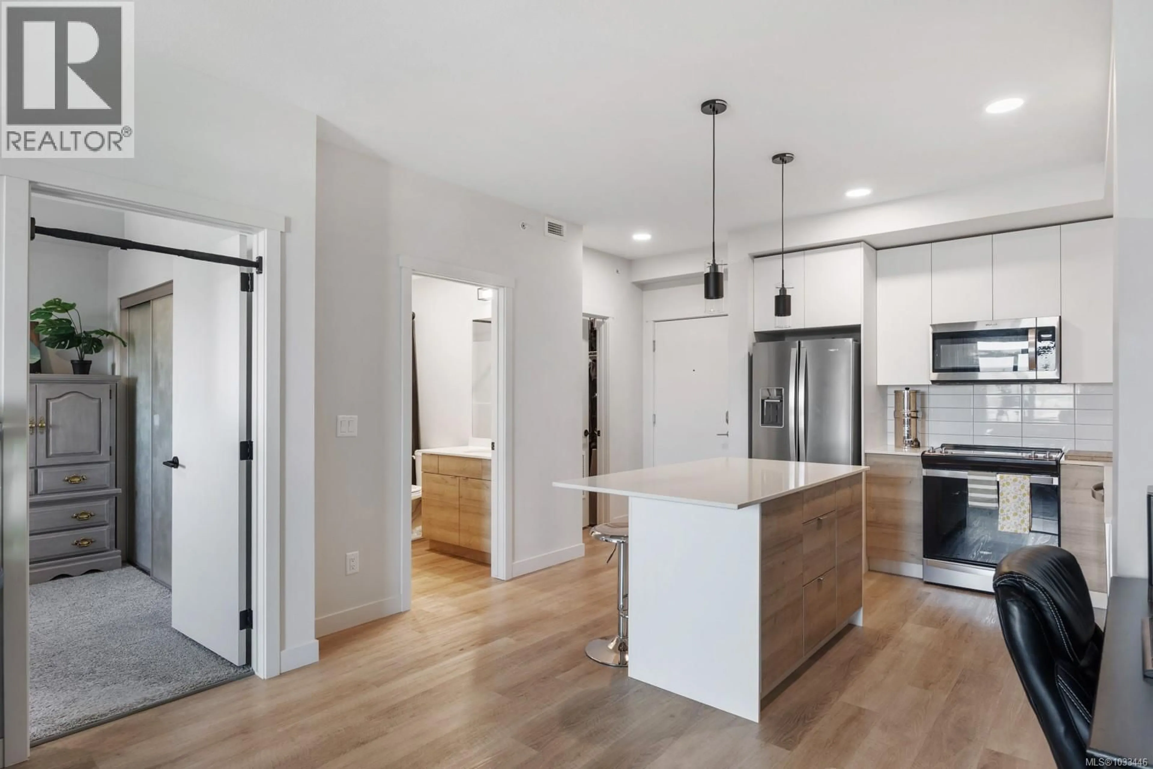 Open concept kitchen, unknown for 403 - 695 ASPEN ROAD, Comox British Columbia V9M4H6