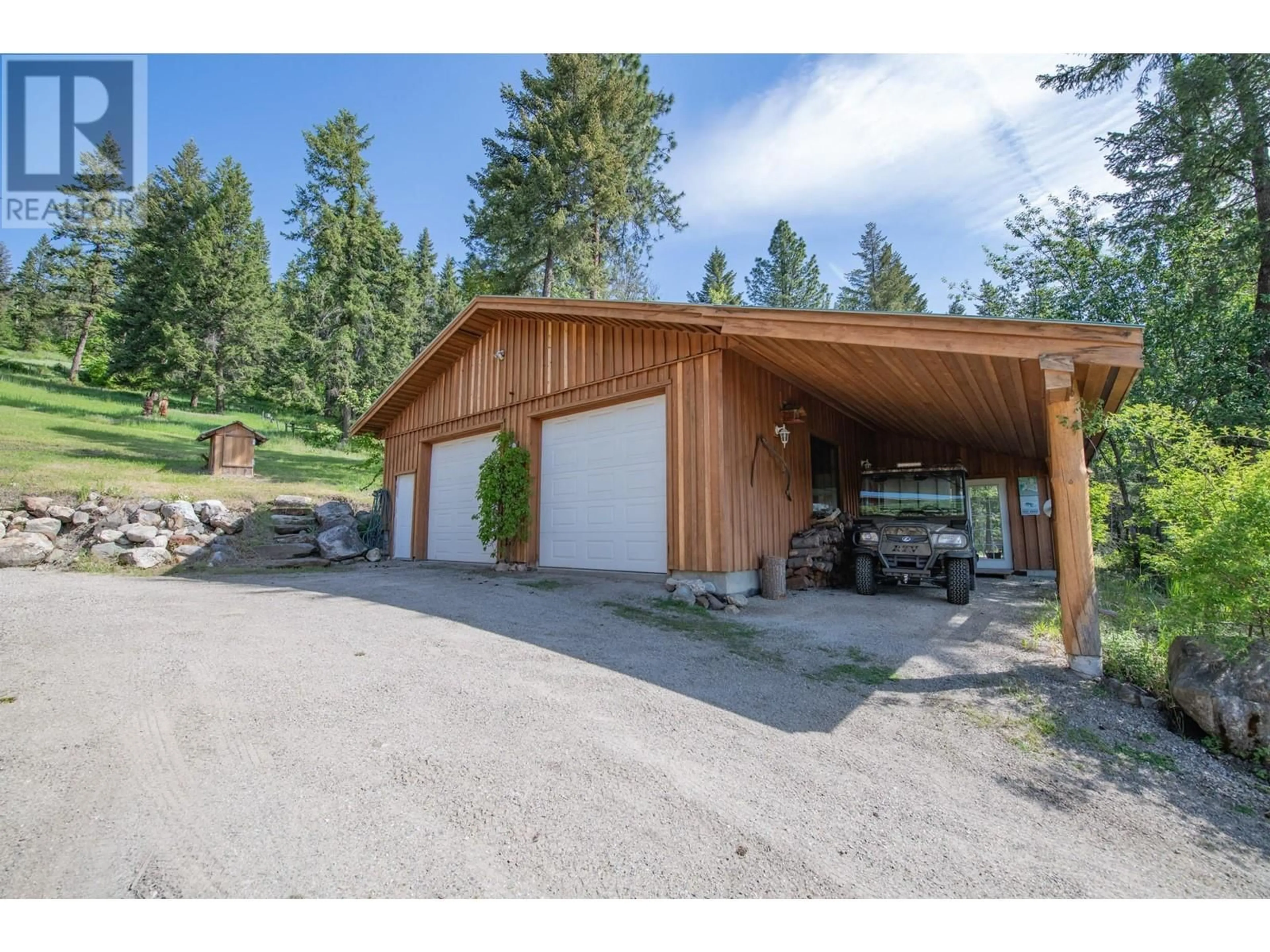 Indoor garage for 233 ALBERS ROAD, Lumby British Columbia V0E2G5