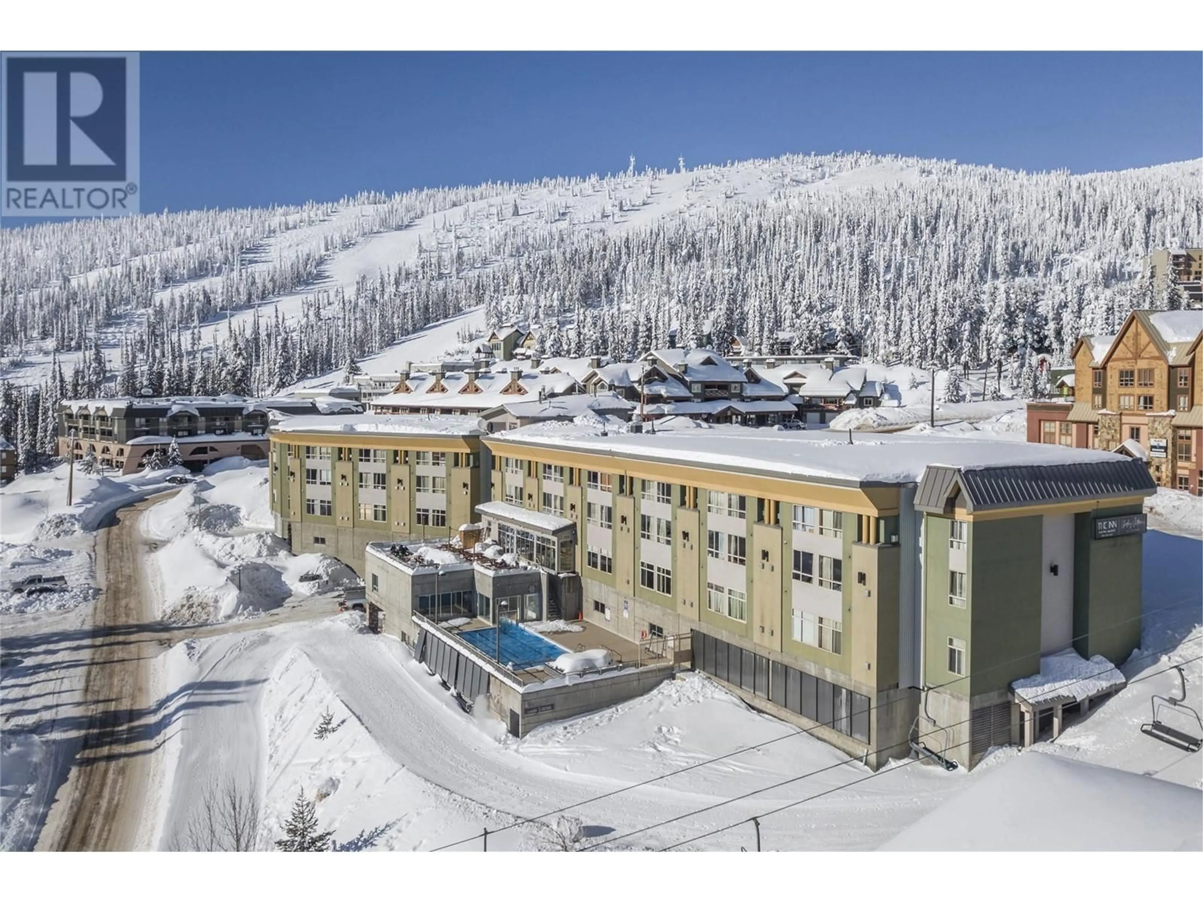 A pic from outside/outdoor area/front of a property/back of a property/a pic from drone, mountain view for 5340 Big White Road Unit# 327, Big White British Columbia V1P1P3