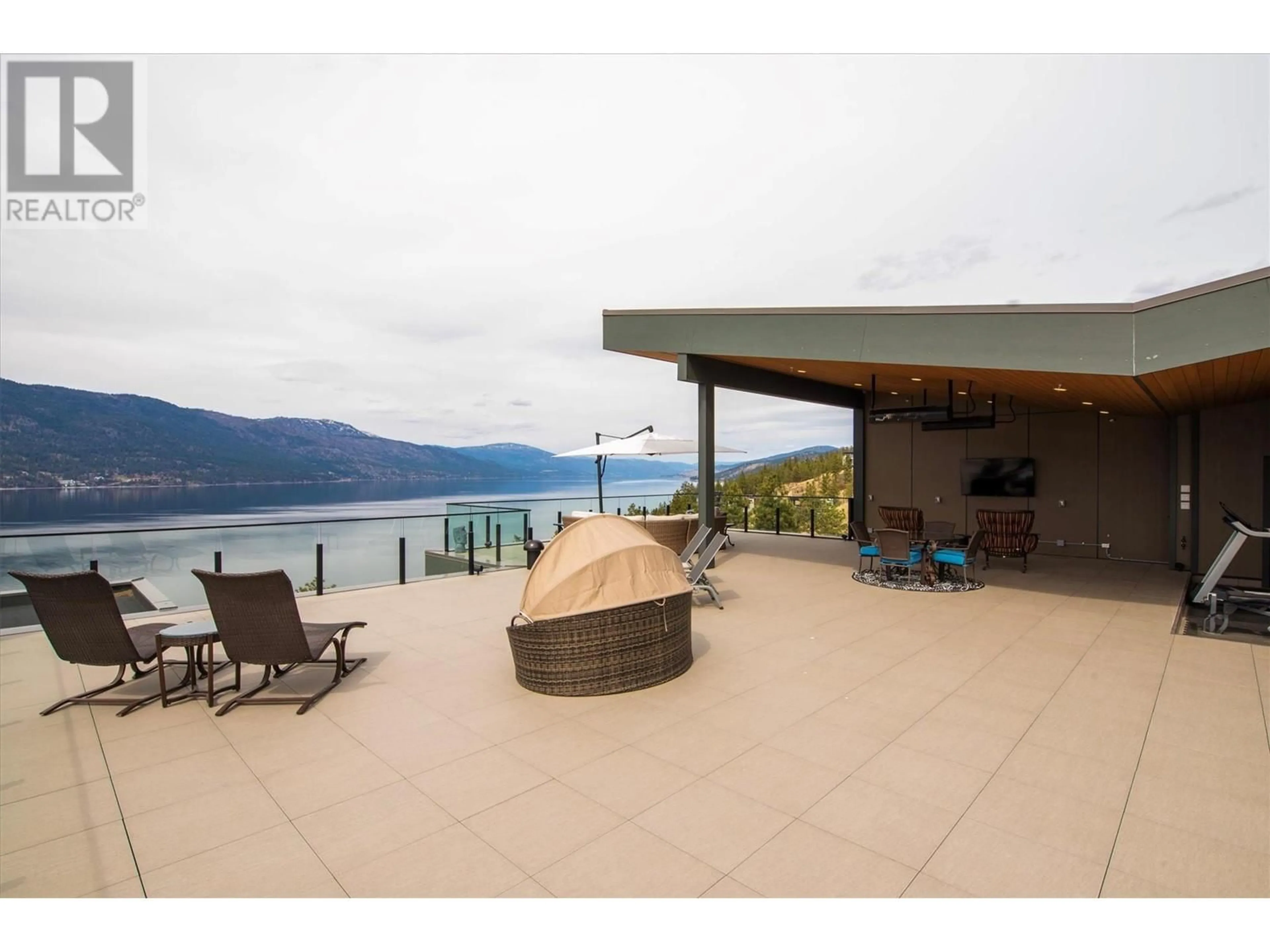 Patio, water/lake/river/ocean view for 401 - 3475 GRANITE CLOSE, Kelowna British Columbia V1V0B9
