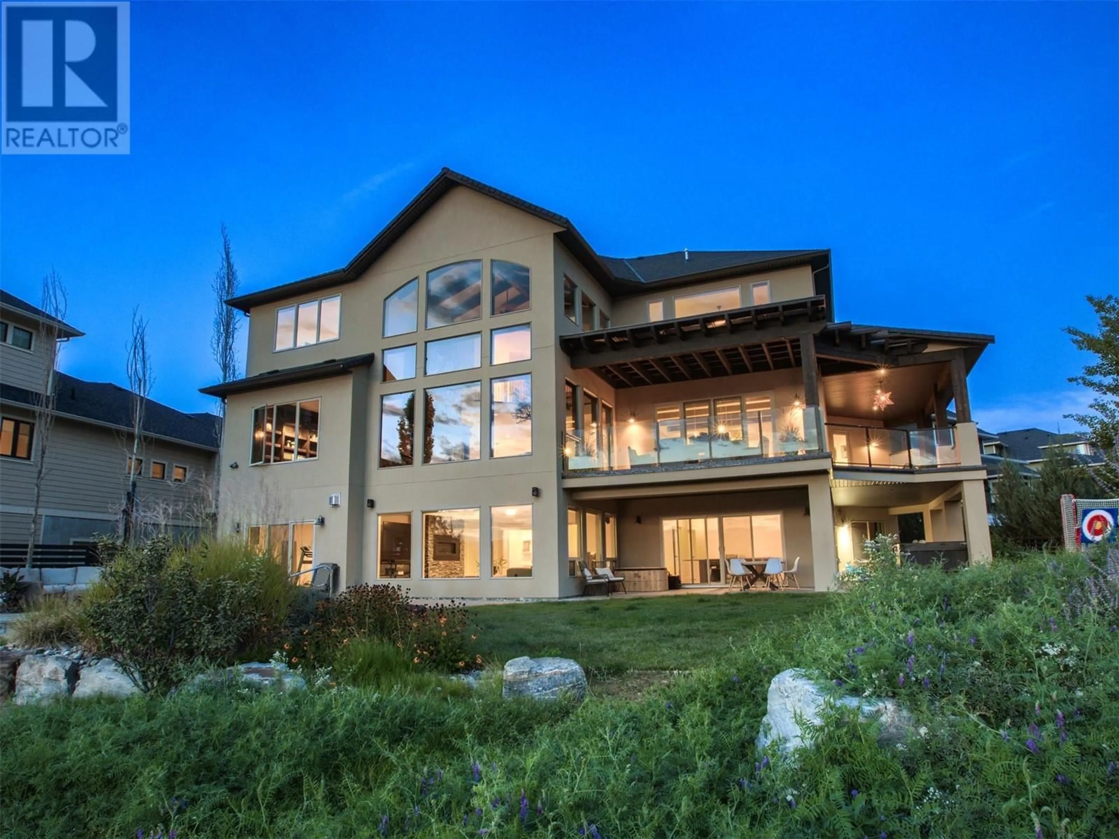 Unknown for 373 FARRON COURT, Kelowna British Columbia V1W5H2