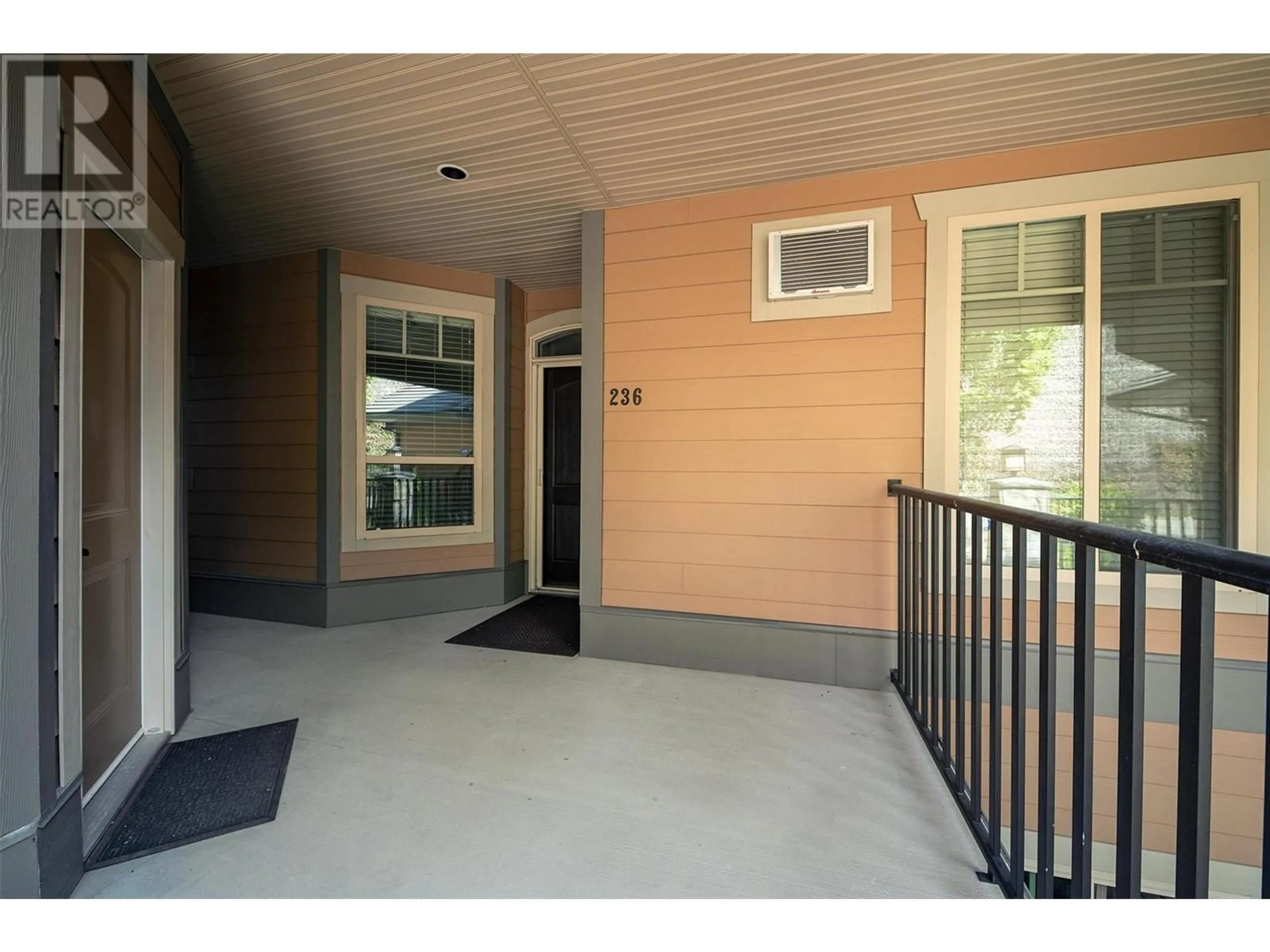 Indoor entryway for 4350 Ponderosa Drive Unit# 236 Lot# 86, Peachland British Columbia V0H1X5