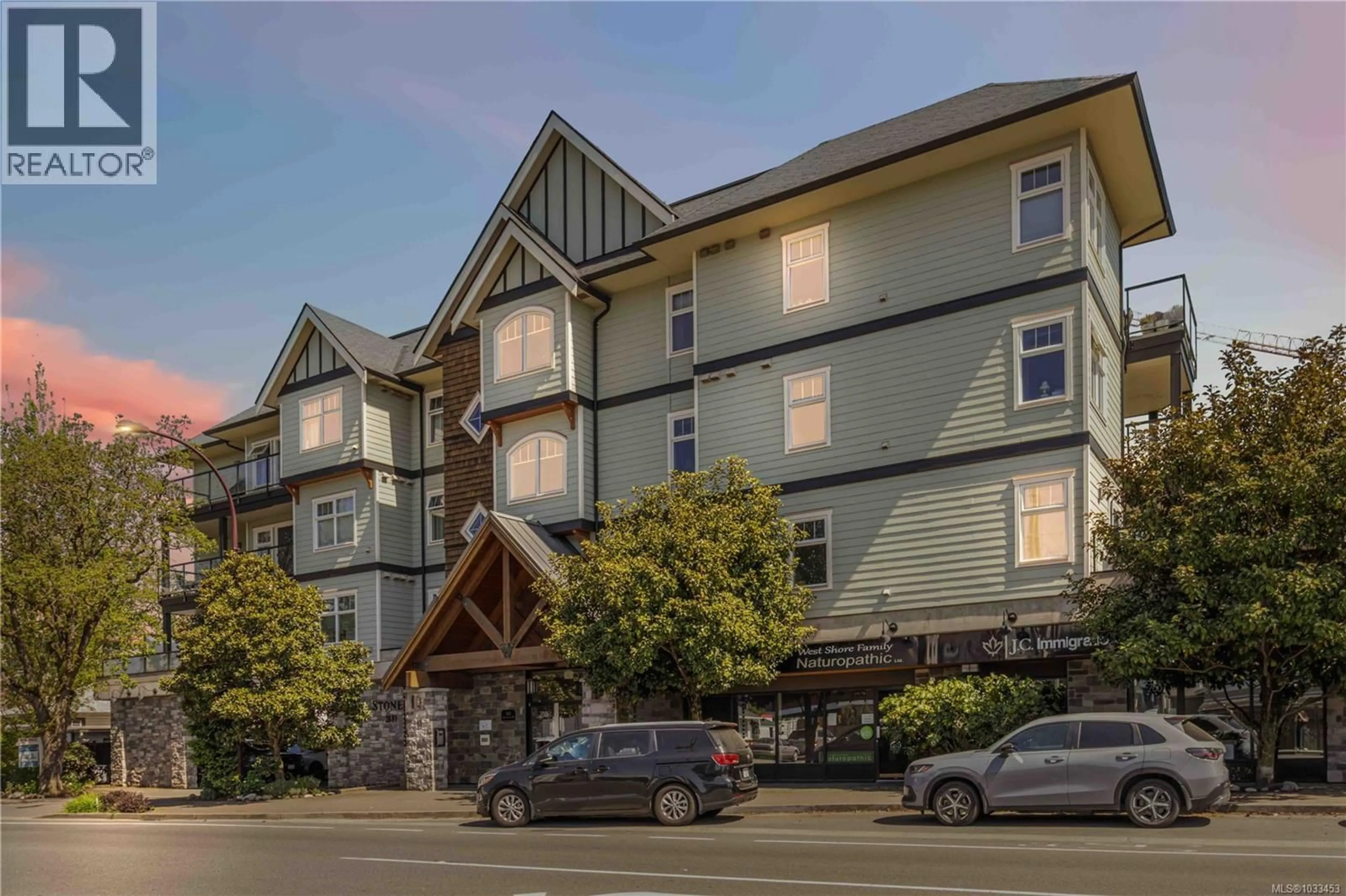 Patio, unknown for 307 - 2881 PEATT ROAD, Langford British Columbia V9B3V7