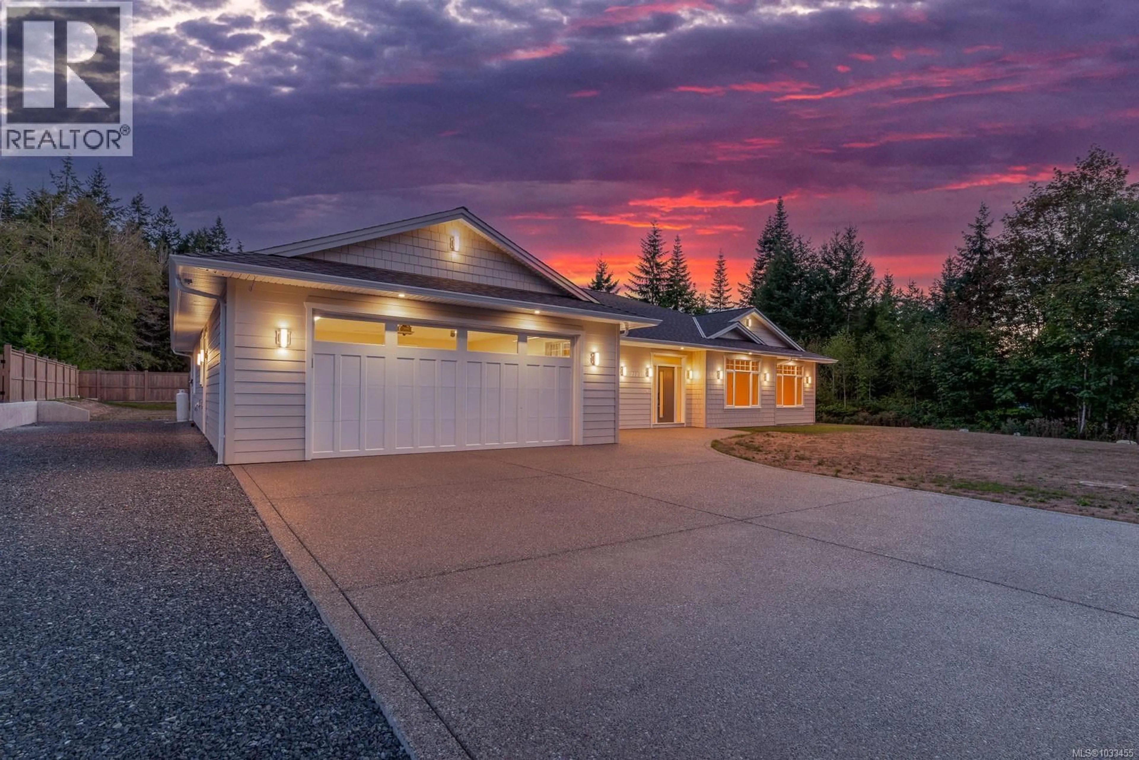 Indoor garage for 2780 BURDE STREET, Port Alberni British Columbia V9Y7M4