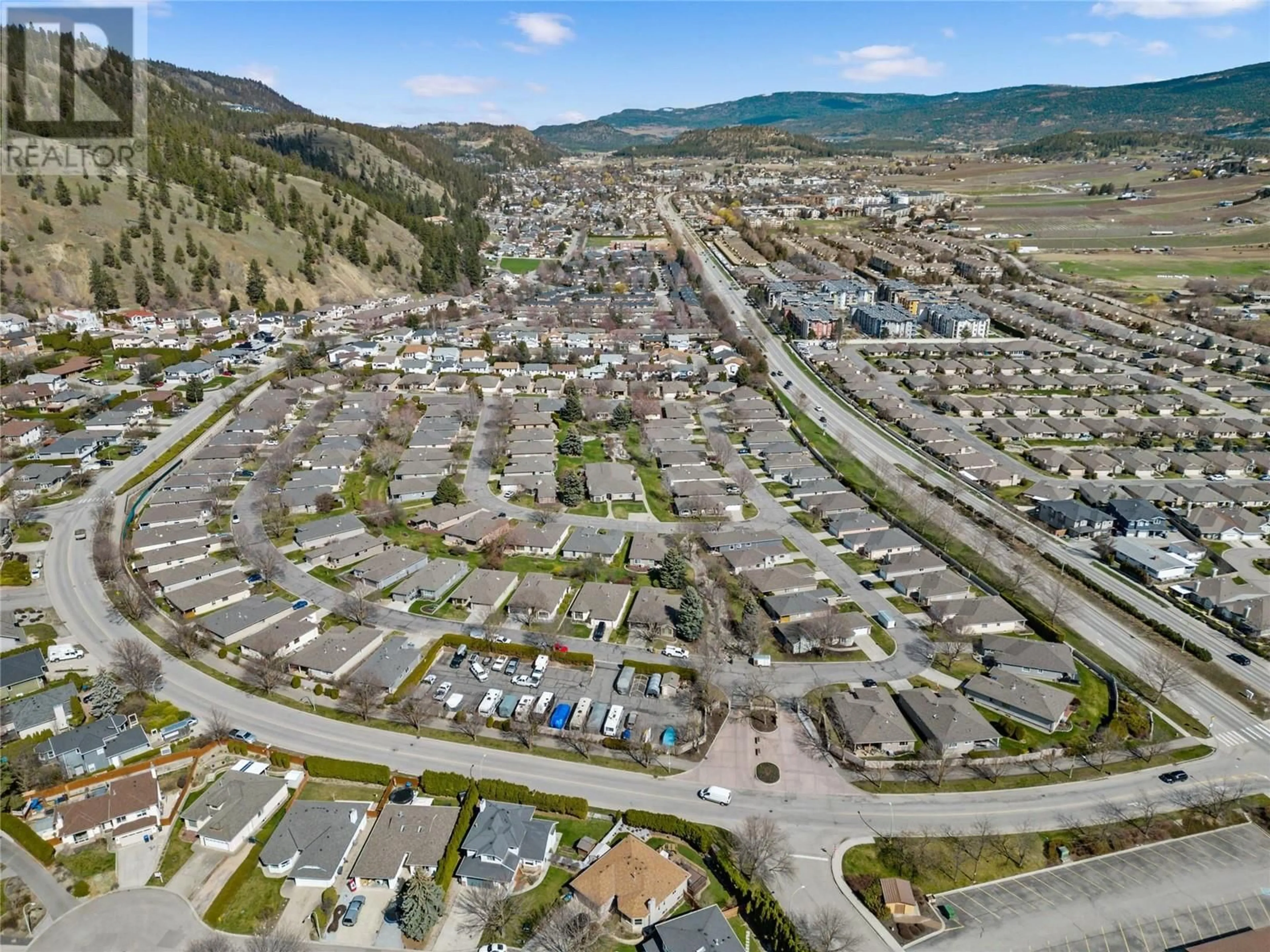 A pic from outside/outdoor area/front of a property/back of a property/a pic from drone, mountain view for 75 - 615 GLENMEADOWS ROAD, Kelowna British Columbia V1V1N9