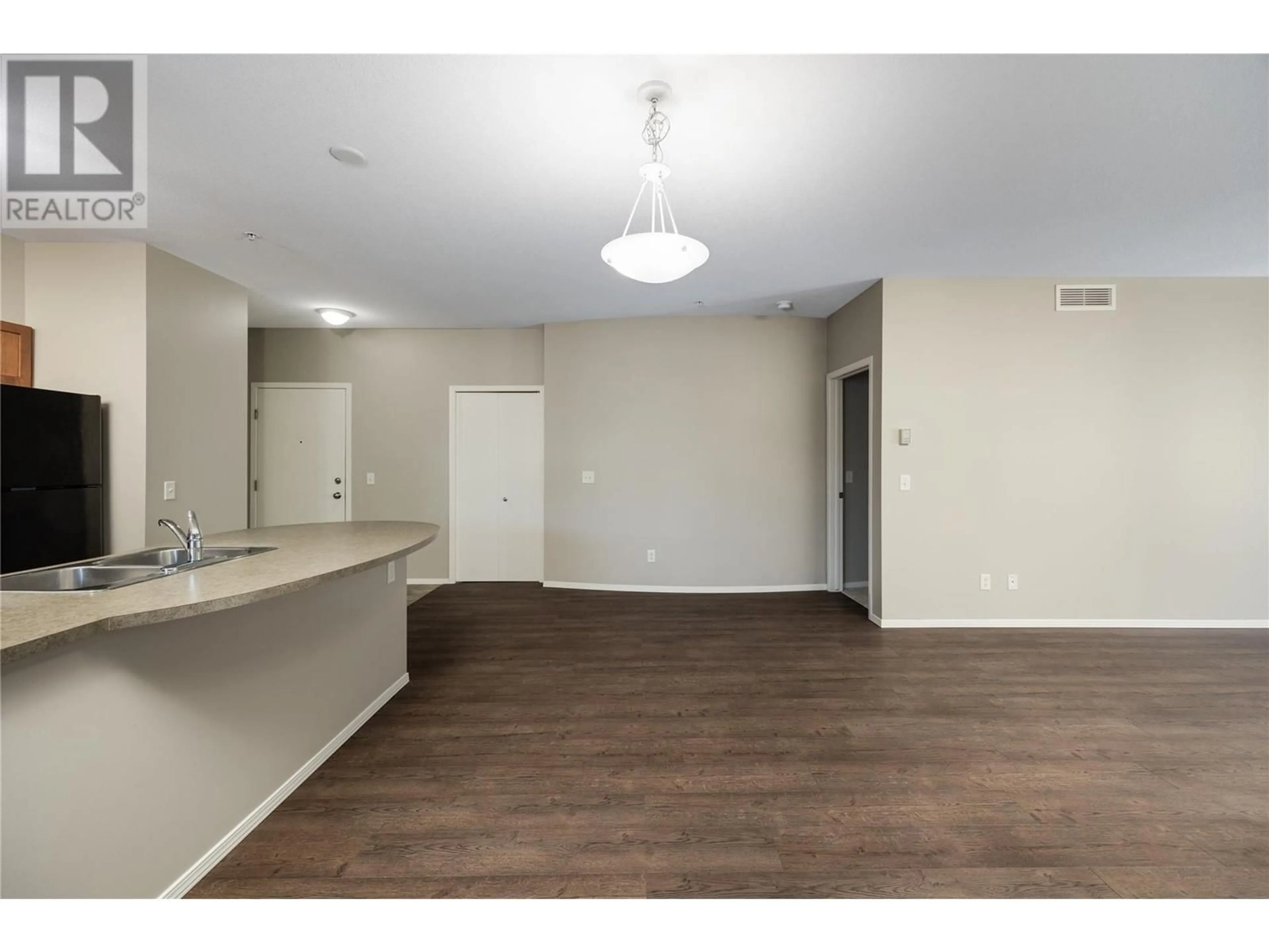 A pic of a room for 1207 - 3168 VIA CENTRALE DRIVE, Kelowna British Columbia V1V2R6