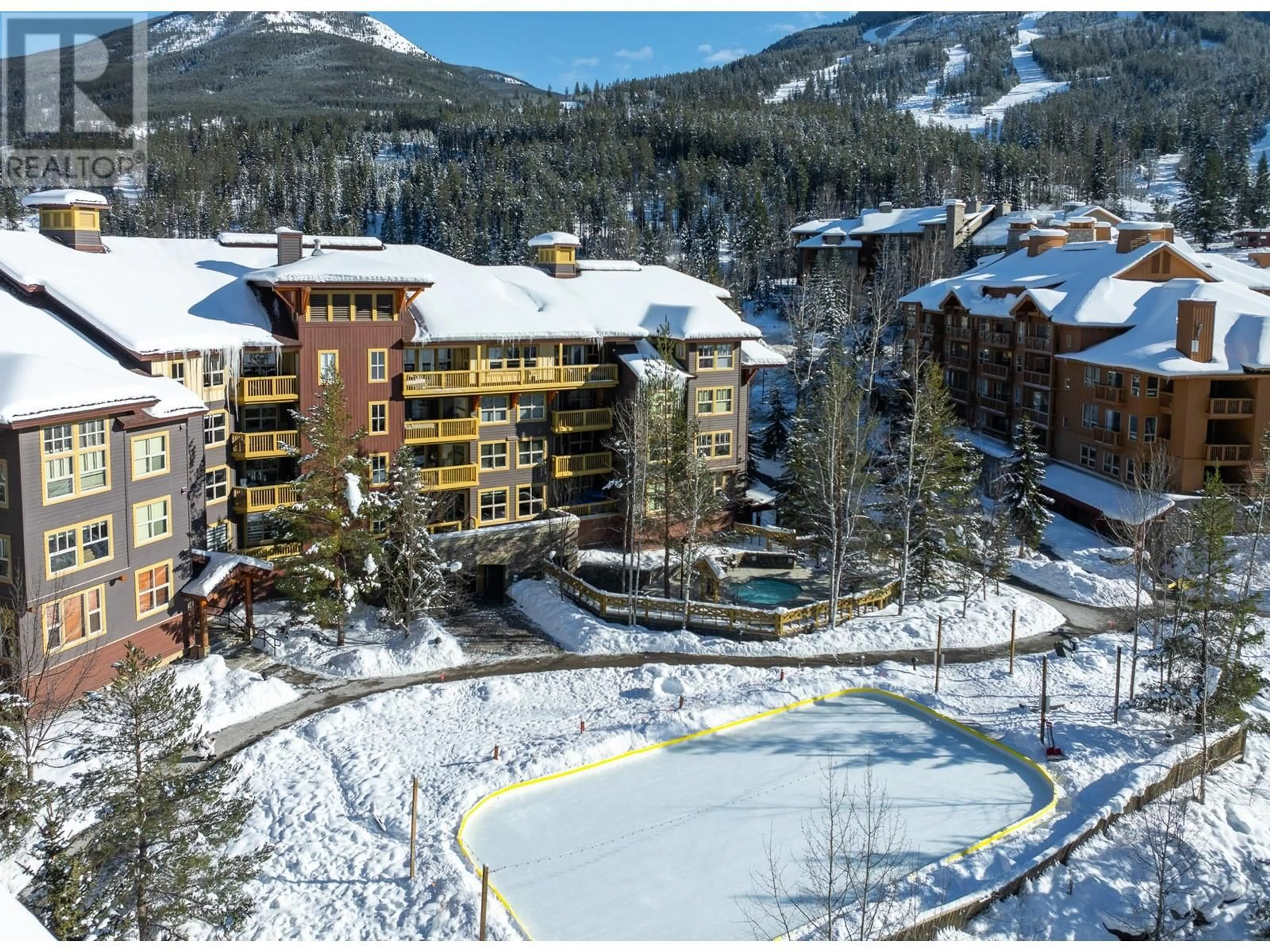 A pic from outside/outdoor area/front of a property/back of a property/a pic from drone, mountain view for 2070 SUMMIT DRIVE, Panorama British Columbia V0A1T0