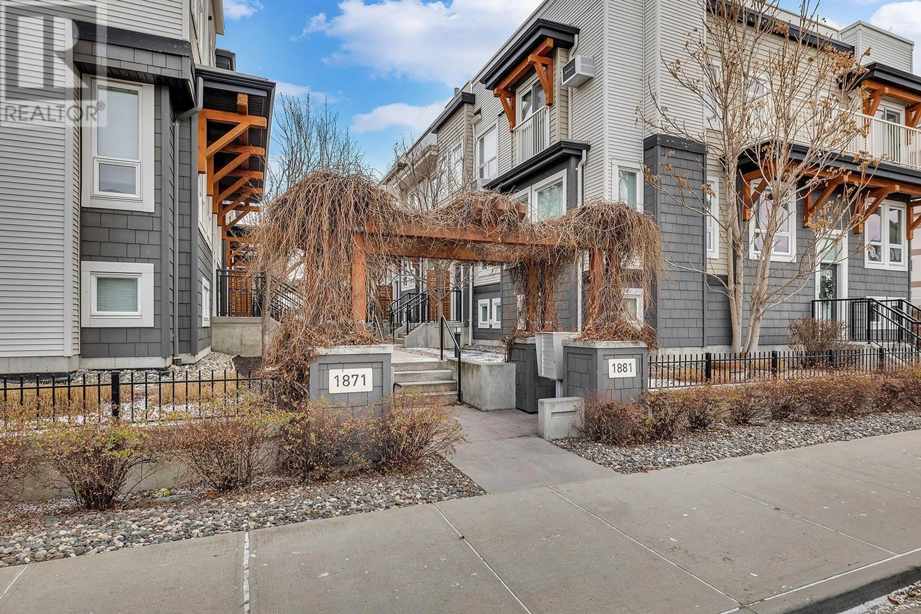 Unknown for 14 - 1881 AMBROSI ROAD, Kelowna British Columbia V1Y4R8