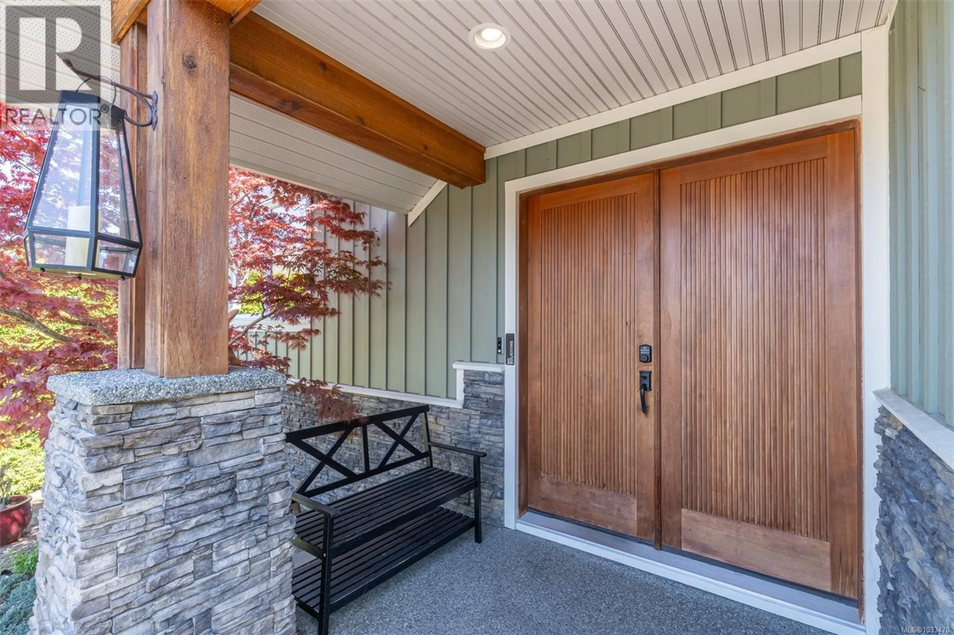 Indoor entryway for 5676 MUGGIES WAY, Nanaimo British Columbia V9V1W2