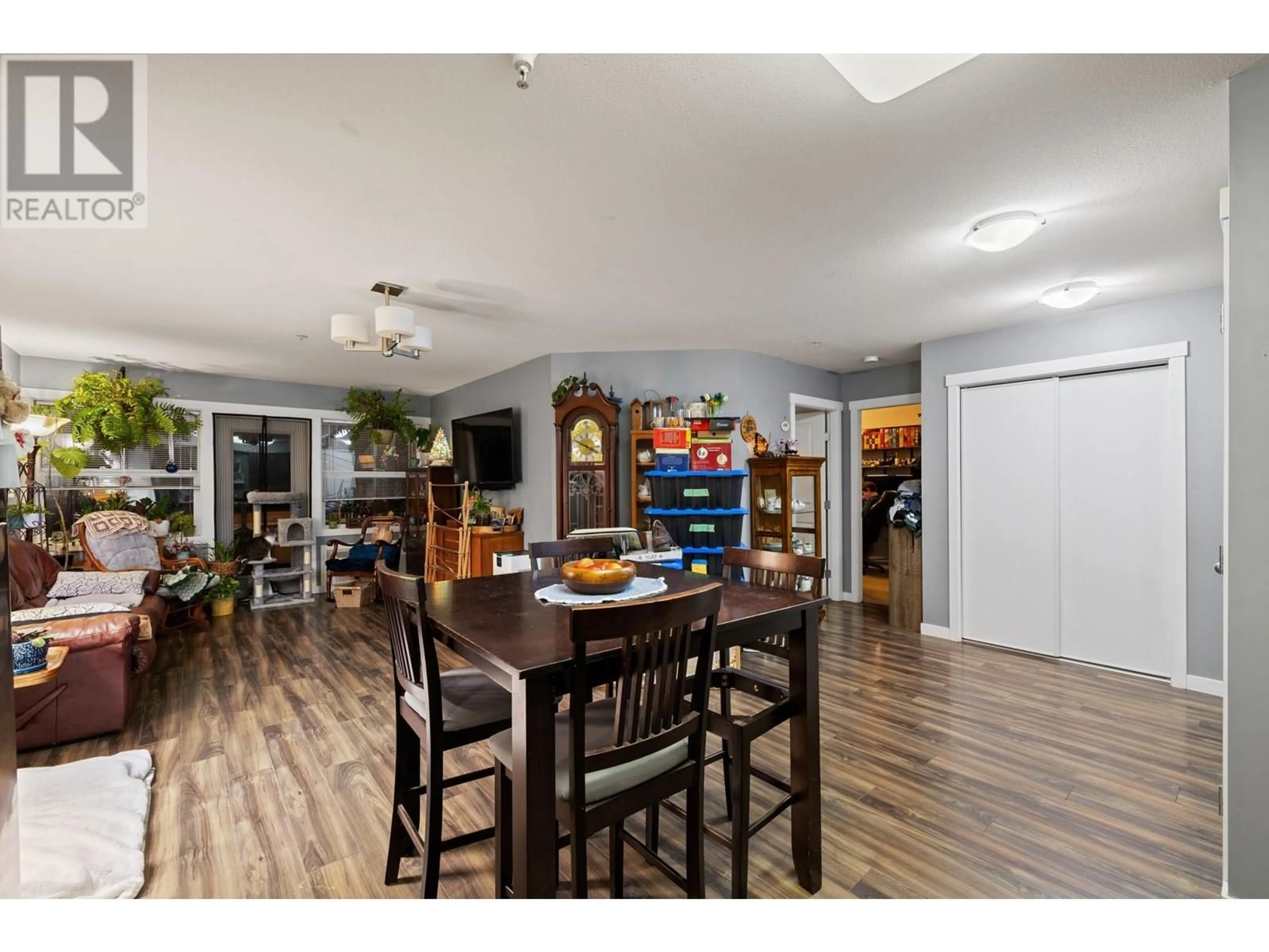 Unknown for 201 - 1481 GLENMORE ROAD, Kelowna British Columbia V1V2C5