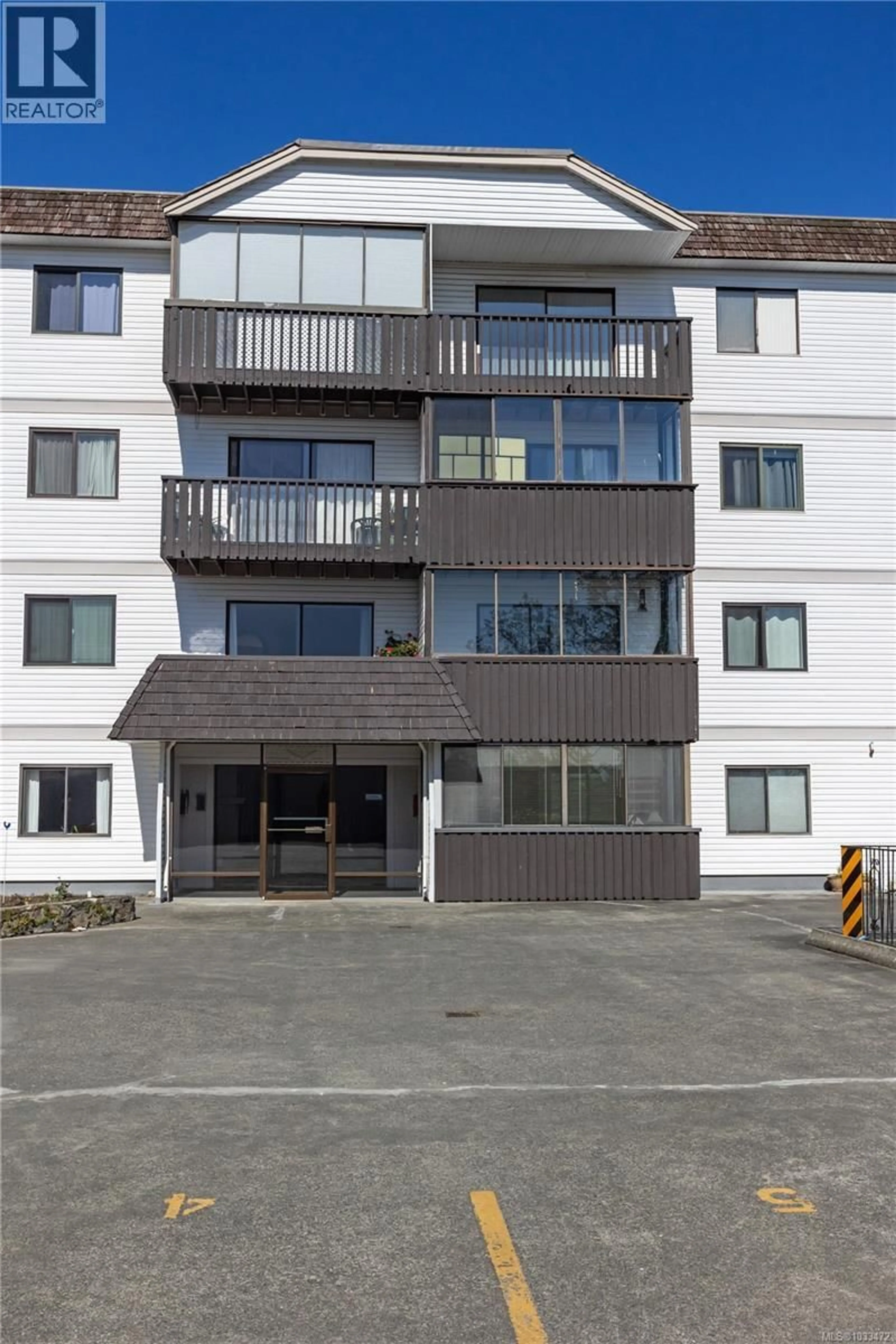 Unknown for 202 - 929 ESQUIMALT ROAD, Esquimalt British Columbia V9A3M7