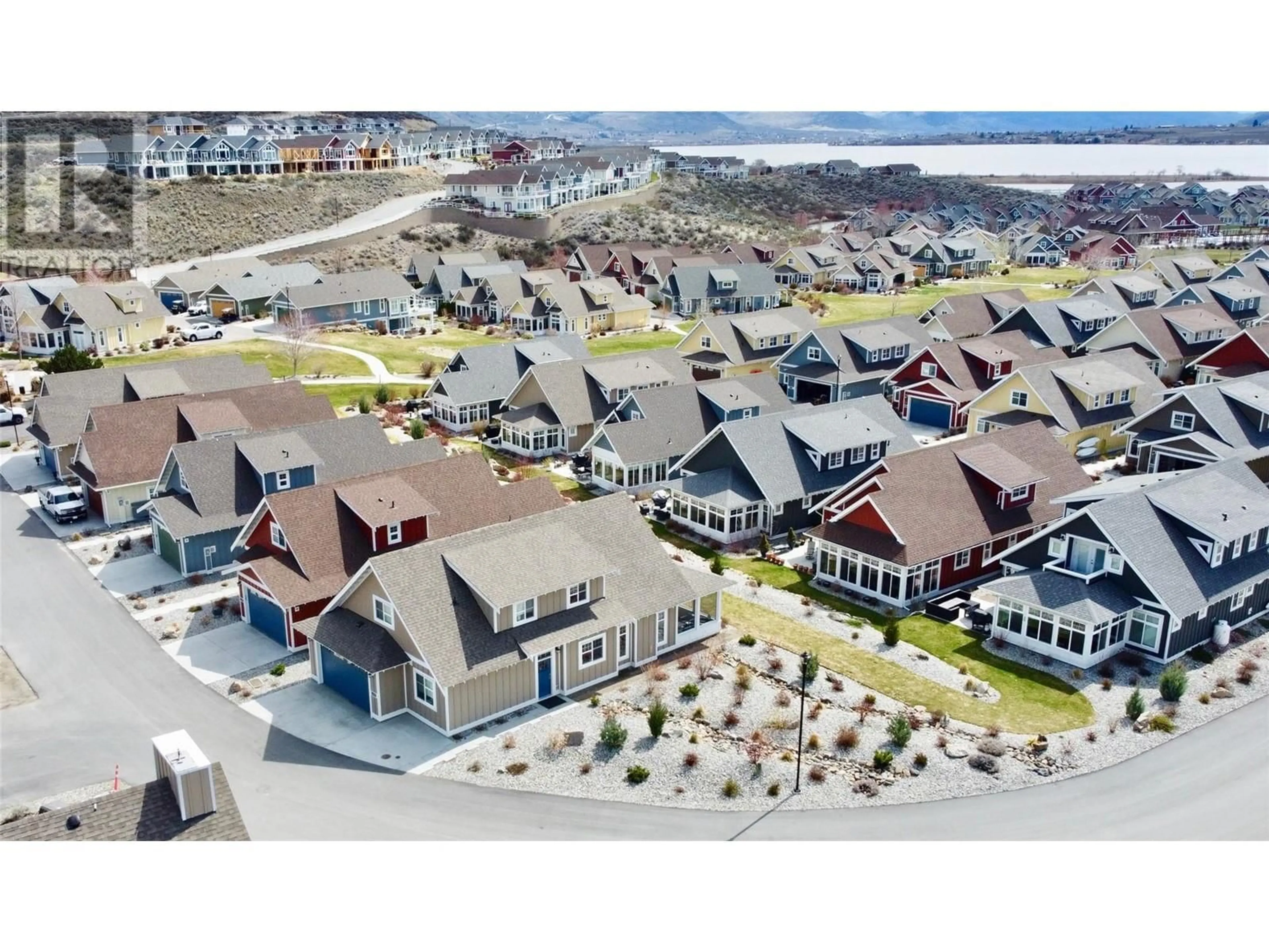 A pic from outside/outdoor area/front of a property/back of a property/a pic from drone, unknown for 4 - 2450 RADIO TOWER ROAD, Oliver British Columbia V0H1T1