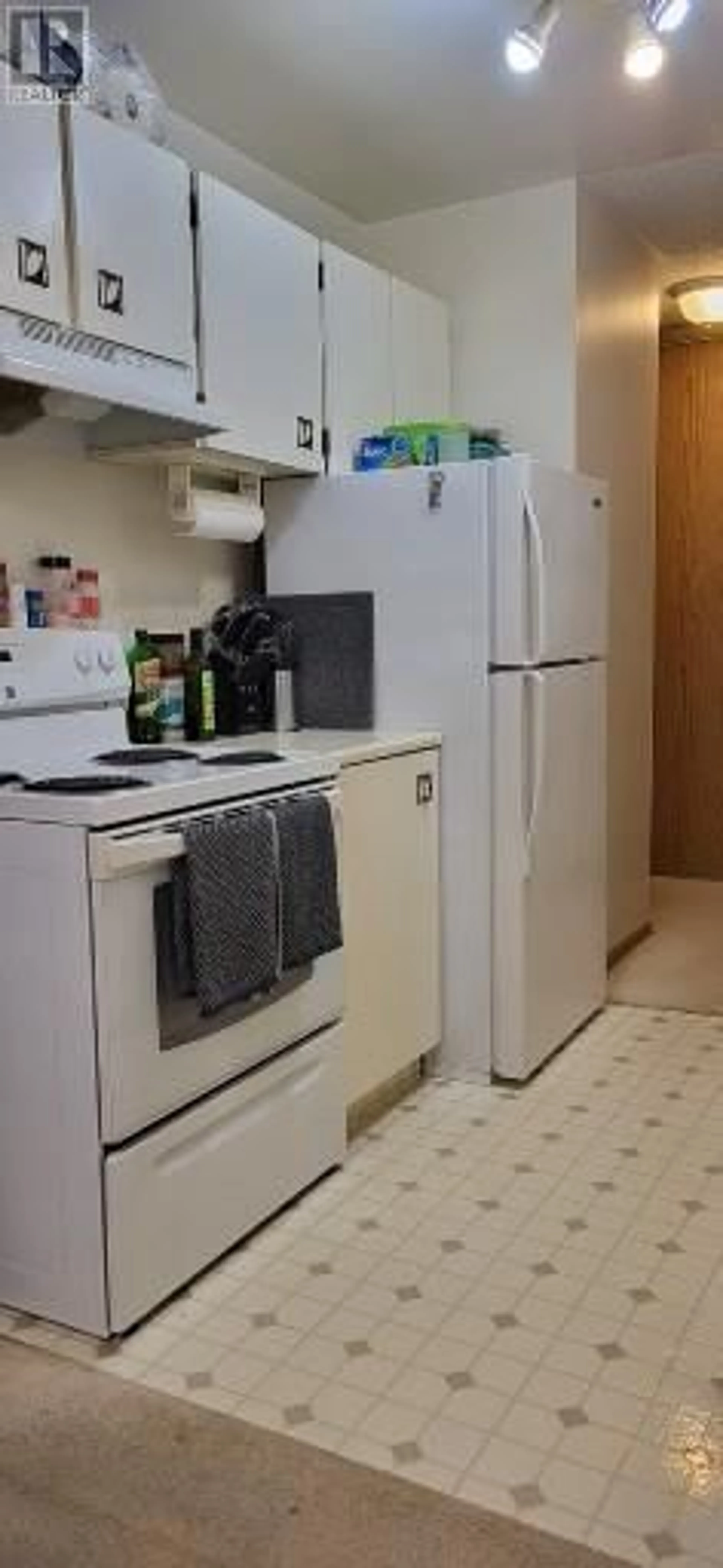 Standard kitchen, unknown for 1299 PONDEROSA Drive Unit# 103B, Sparwood British Columbia V0B2G2