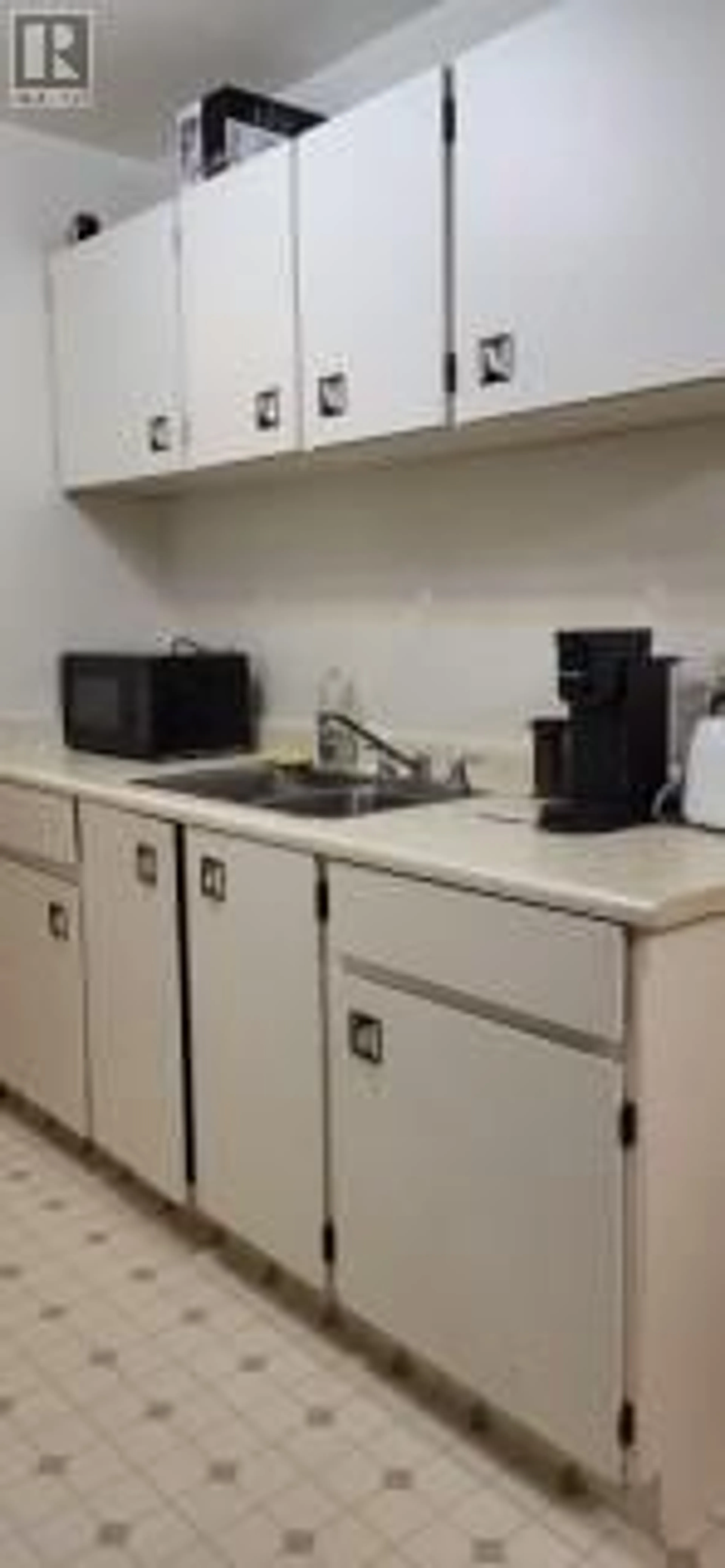 Standard kitchen, unknown for 1299 PONDEROSA Drive Unit# 103B, Sparwood British Columbia V0B2G2