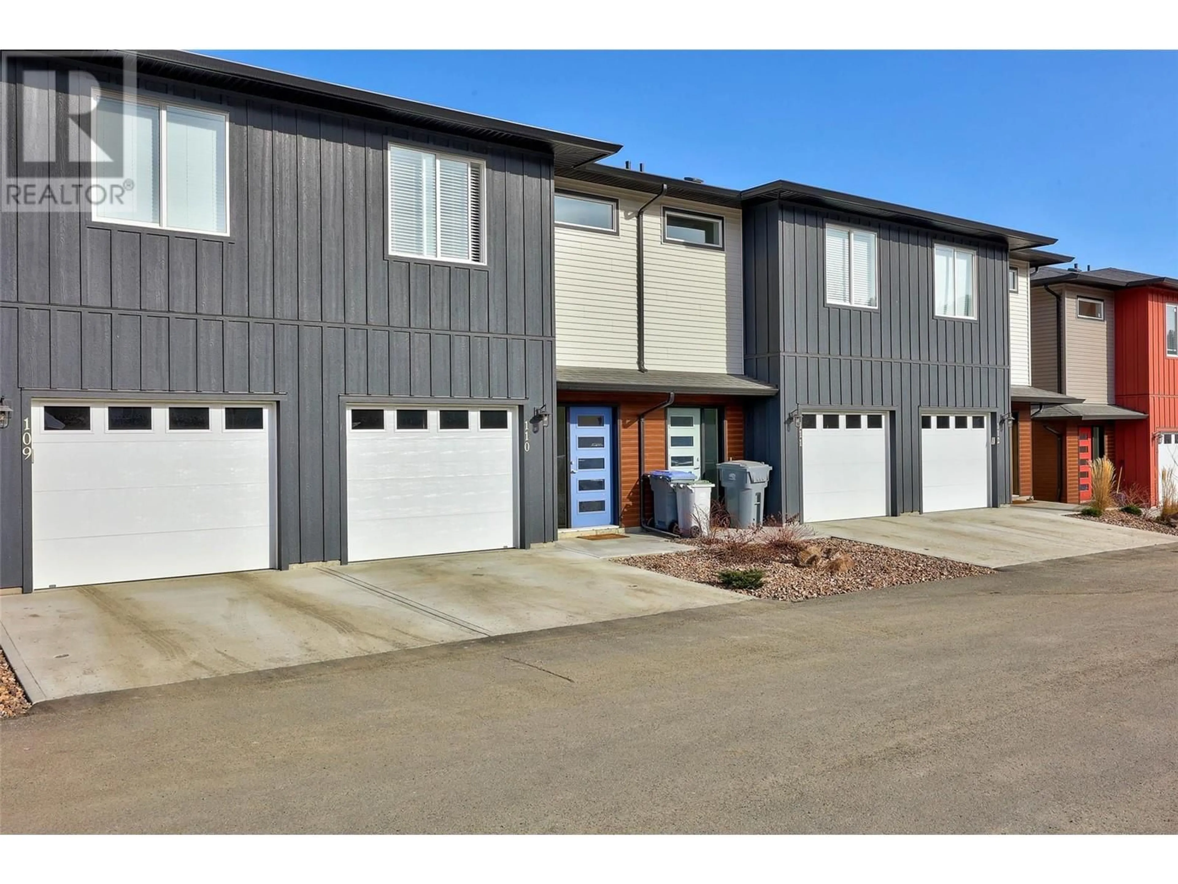 Indoor garage for 8960 DALLAS Drive Unit# 110, Kamloops British Columbia V2C6V1