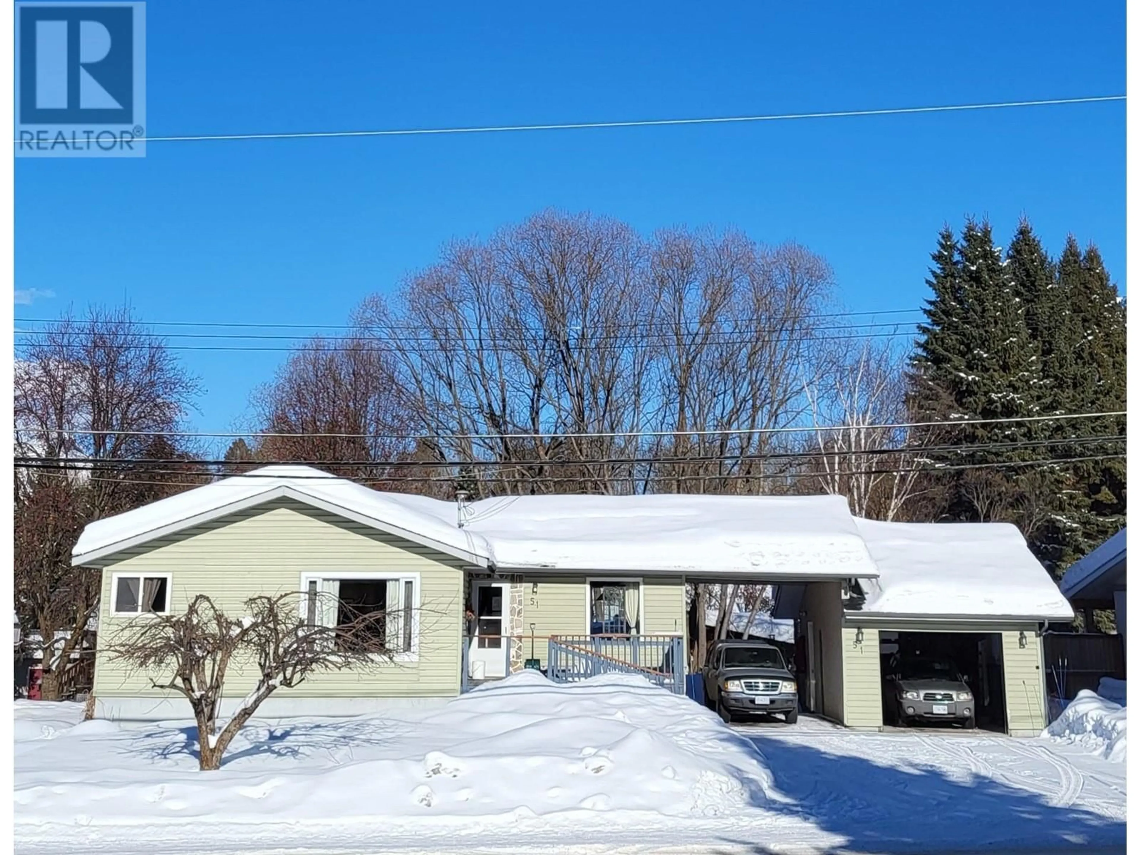 A pic from outside/outdoor area/front of a property/back of a property/a pic from drone, street for 51 PARK Avenue, Fernie British Columbia V0B1M3