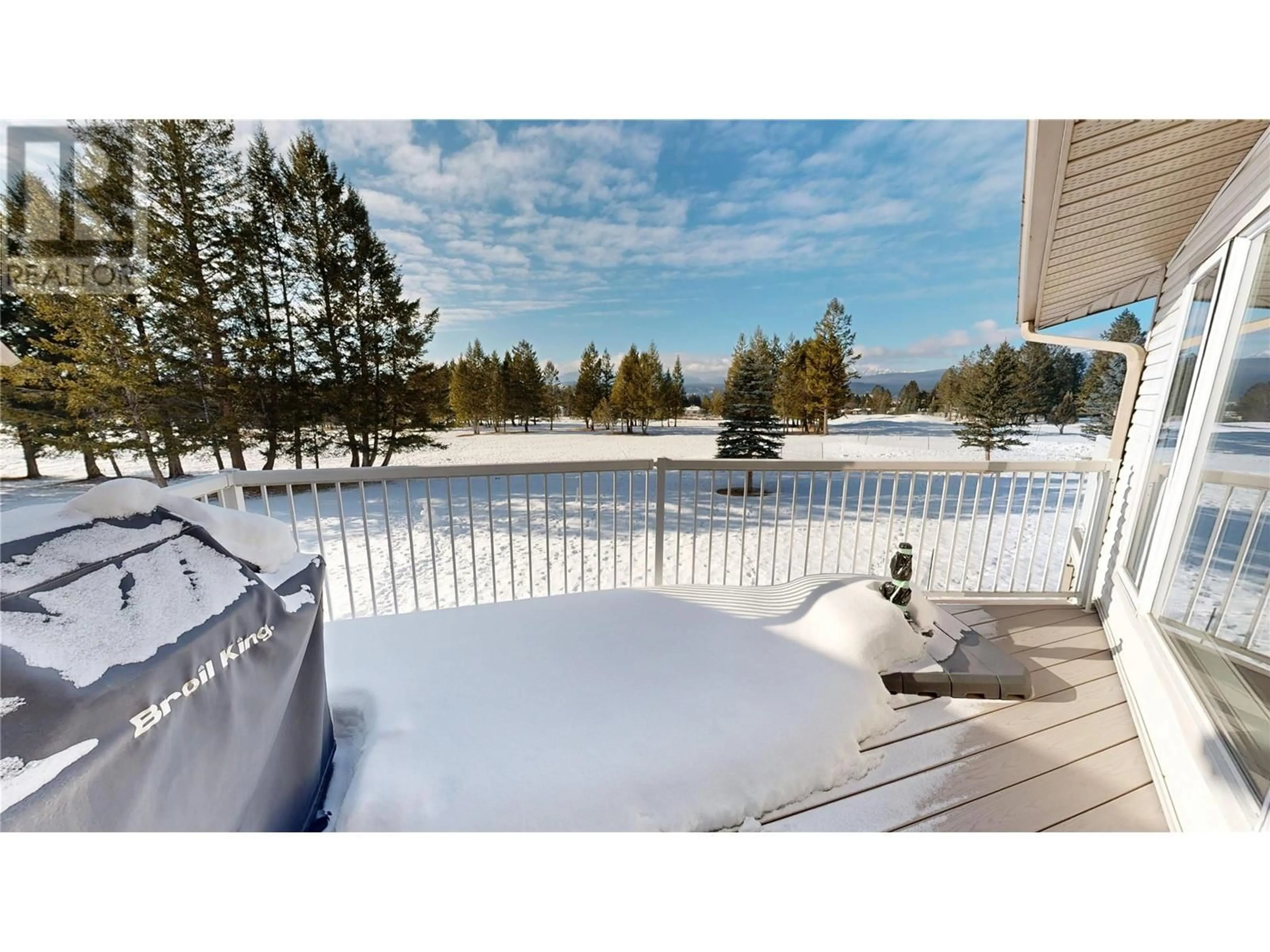 Patio, water/lake/river/ocean view for 7545 COLUMBIA Avenue Unit# 9, Radium Hot Springs British Columbia V0A1M0