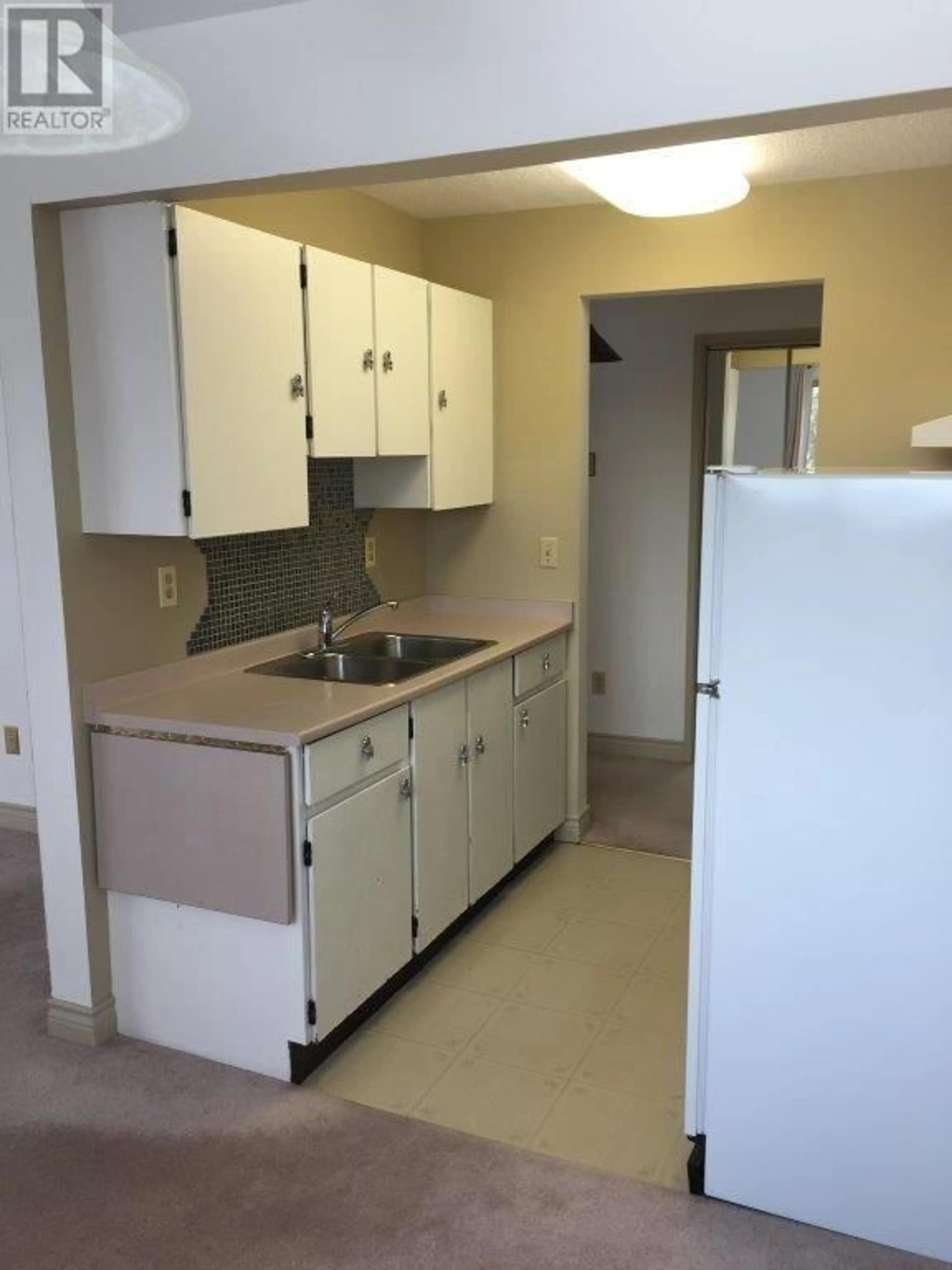 Standard kitchen, unknown for 308 CHARTRAND Avenue Unit# 218, Logan Lake British Columbia V0K1W0