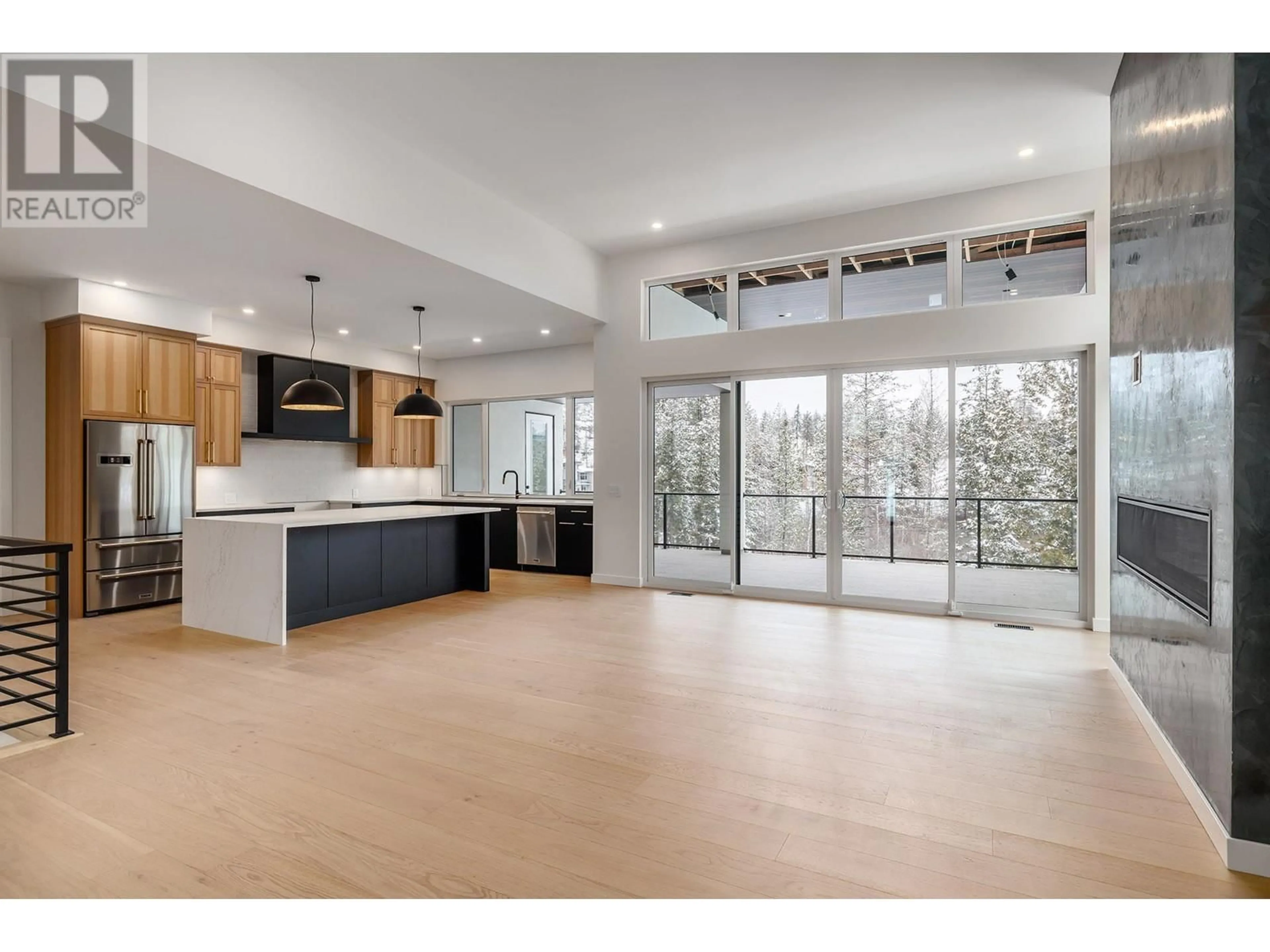 Open concept kitchen, unknown for 10274 Beacon Hill Drive, Lake Country British Columbia V4V0A9