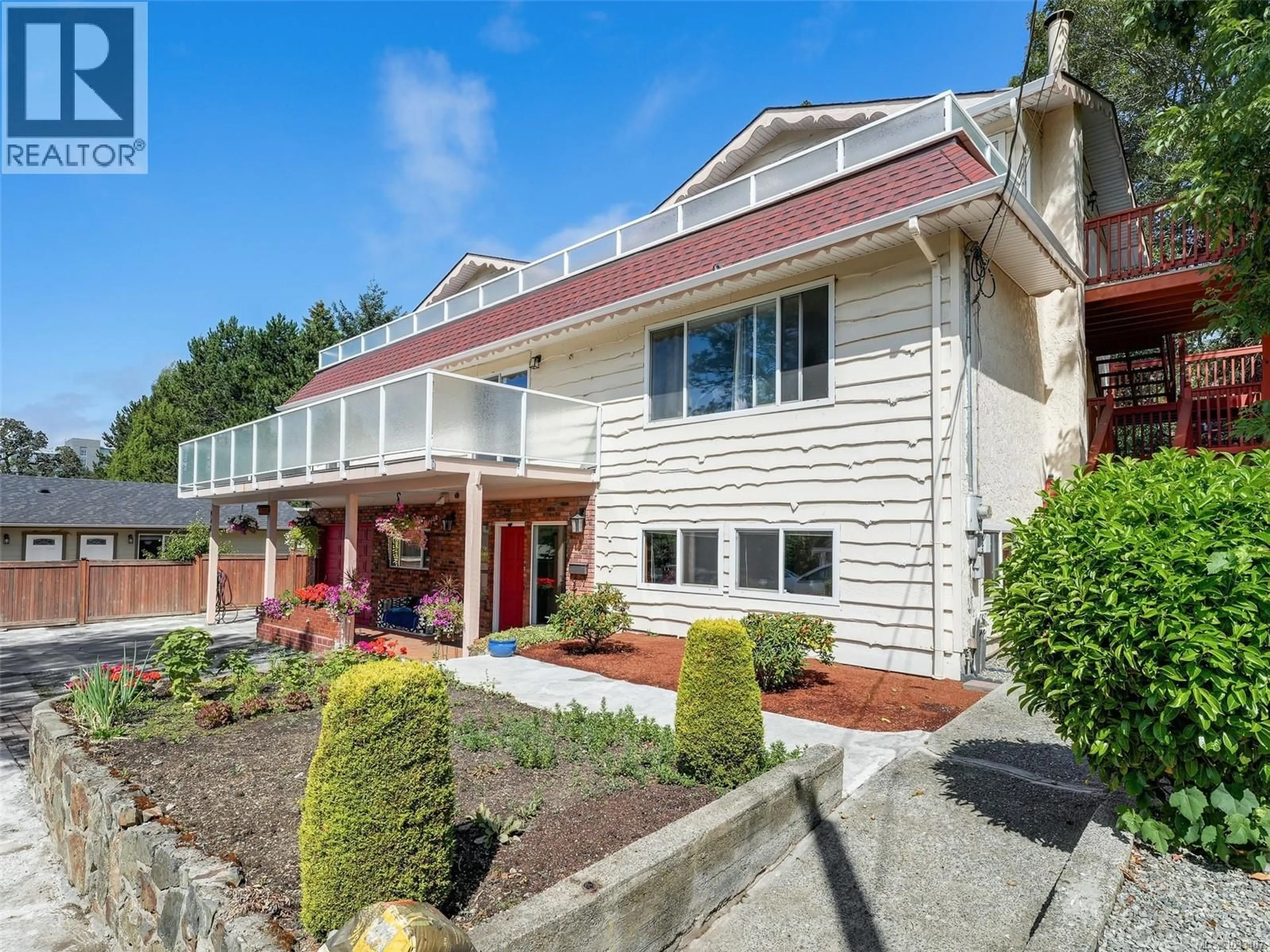 Unknown for 948 MCKENZIE AVENUE, Saanich British Columbia V8X3G5