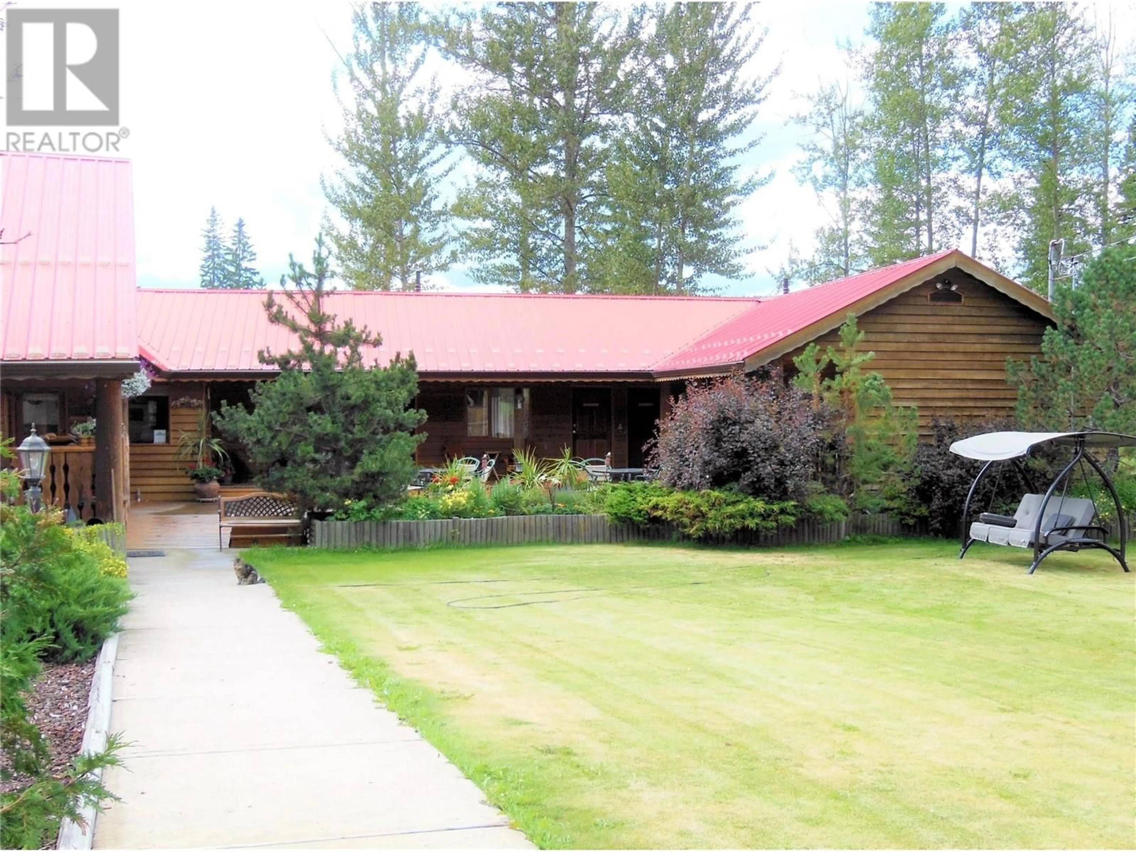 A pic from outside/outdoor area/front of a property/back of a property/a pic from drone, unknown for 5177 CLEARWATER VALLEY ROAD, Clearwater British Columbia V0E1N1