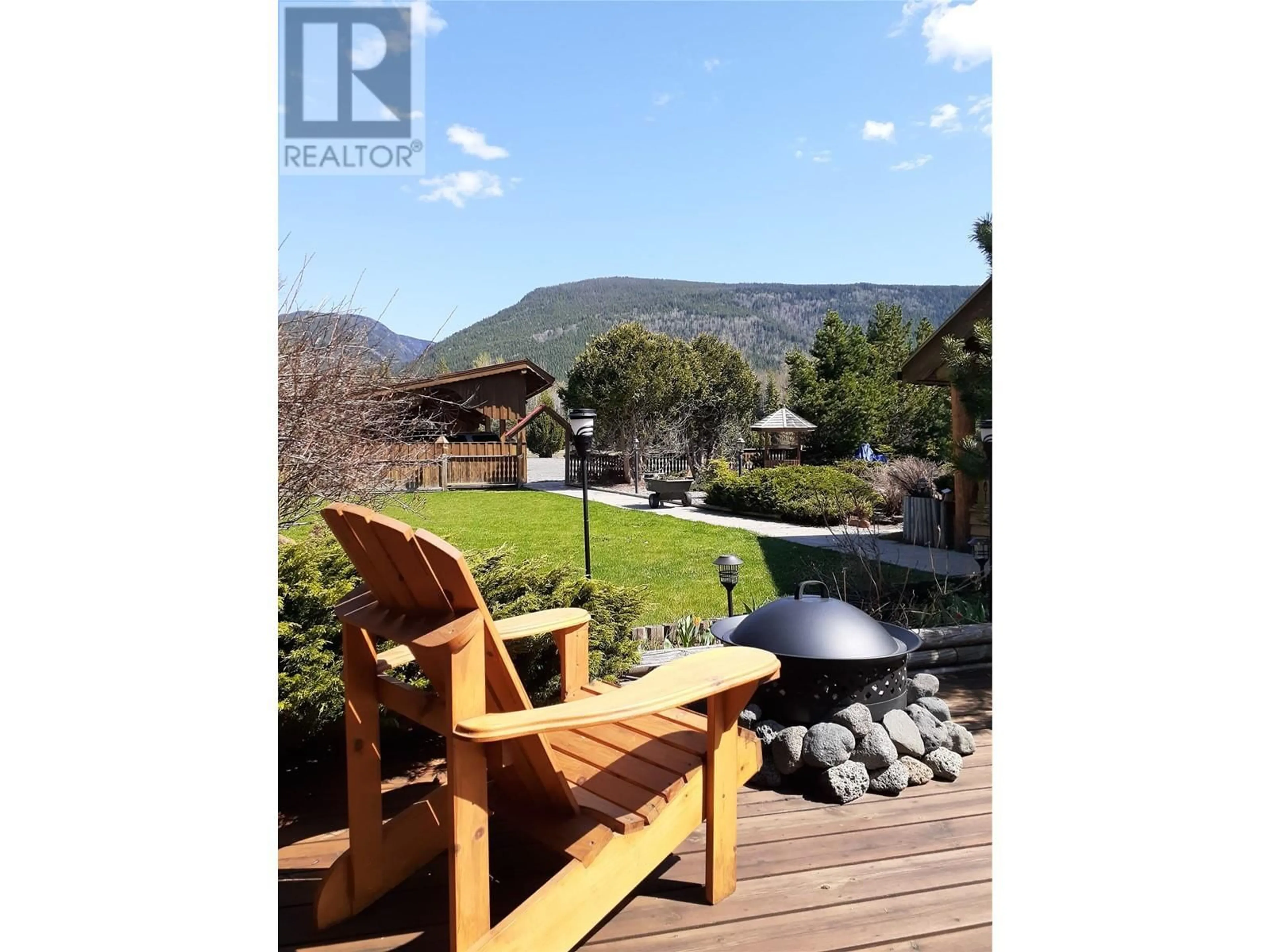 Patio, water/lake/river/ocean view for 5177 CLEARWATER VALLEY ROAD, Clearwater British Columbia V0E1N1