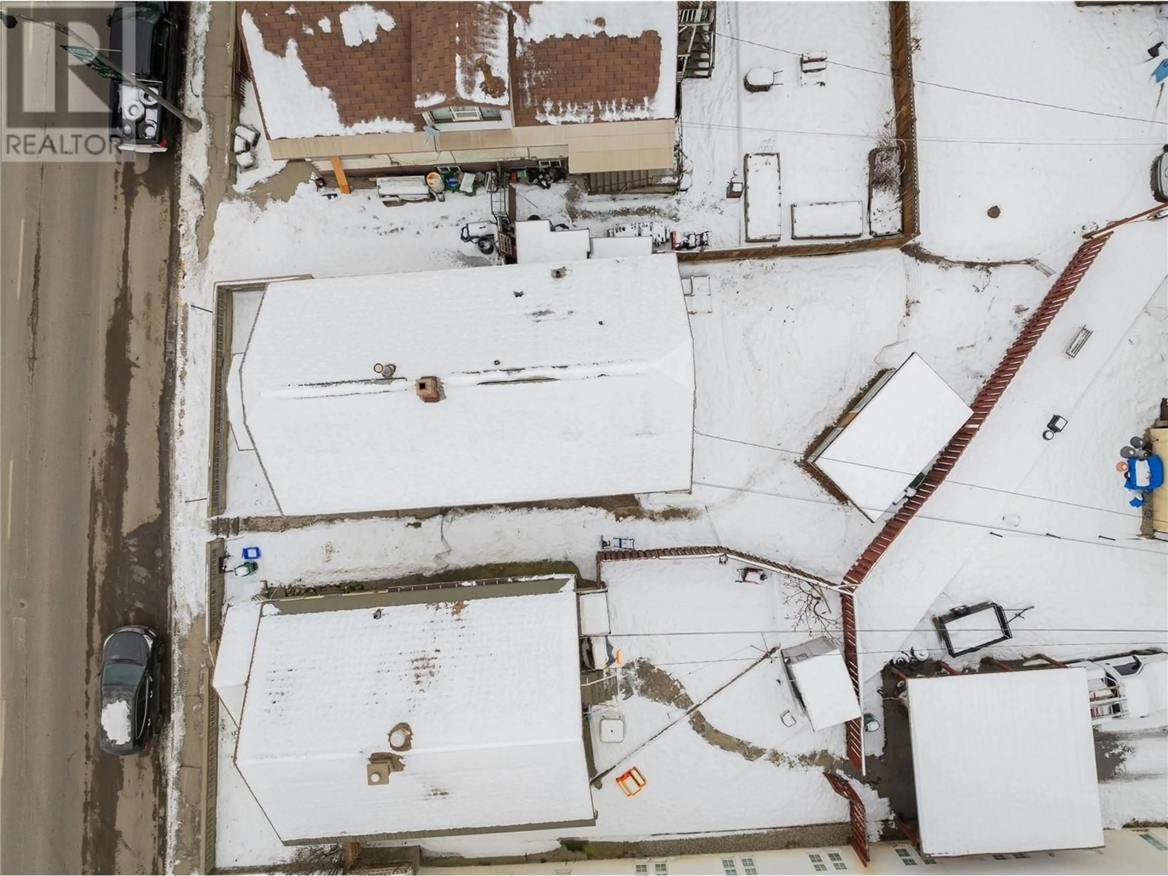 A pic from outside/outdoor area/front of a property/back of a property/a pic from drone, building for 287A Rossland Avenue, Trail British Columbia V1R3S4