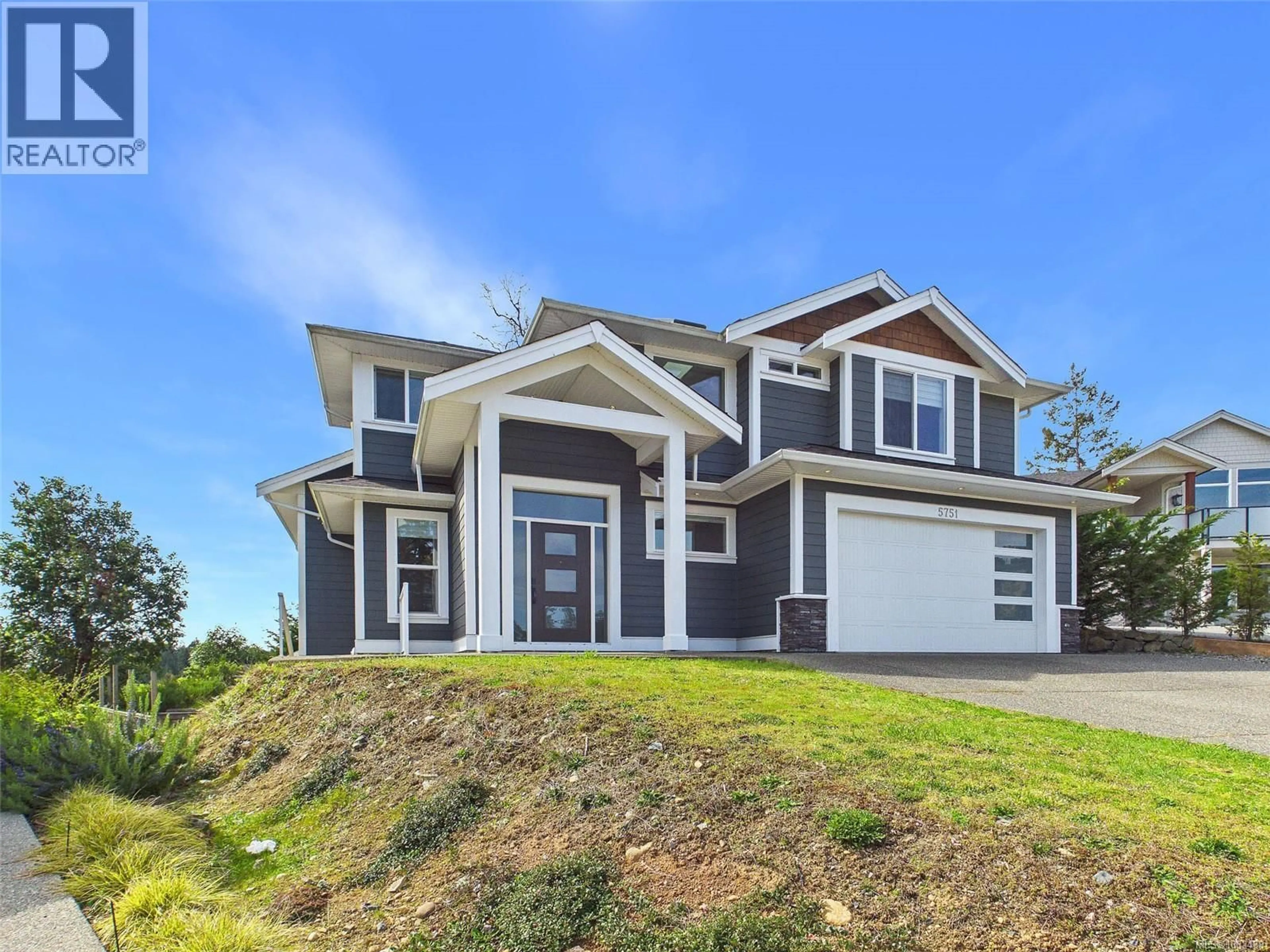 Home with vinyl exterior material, street for 5751 LINYARD ROAD, Nanaimo British Columbia V9T0K2