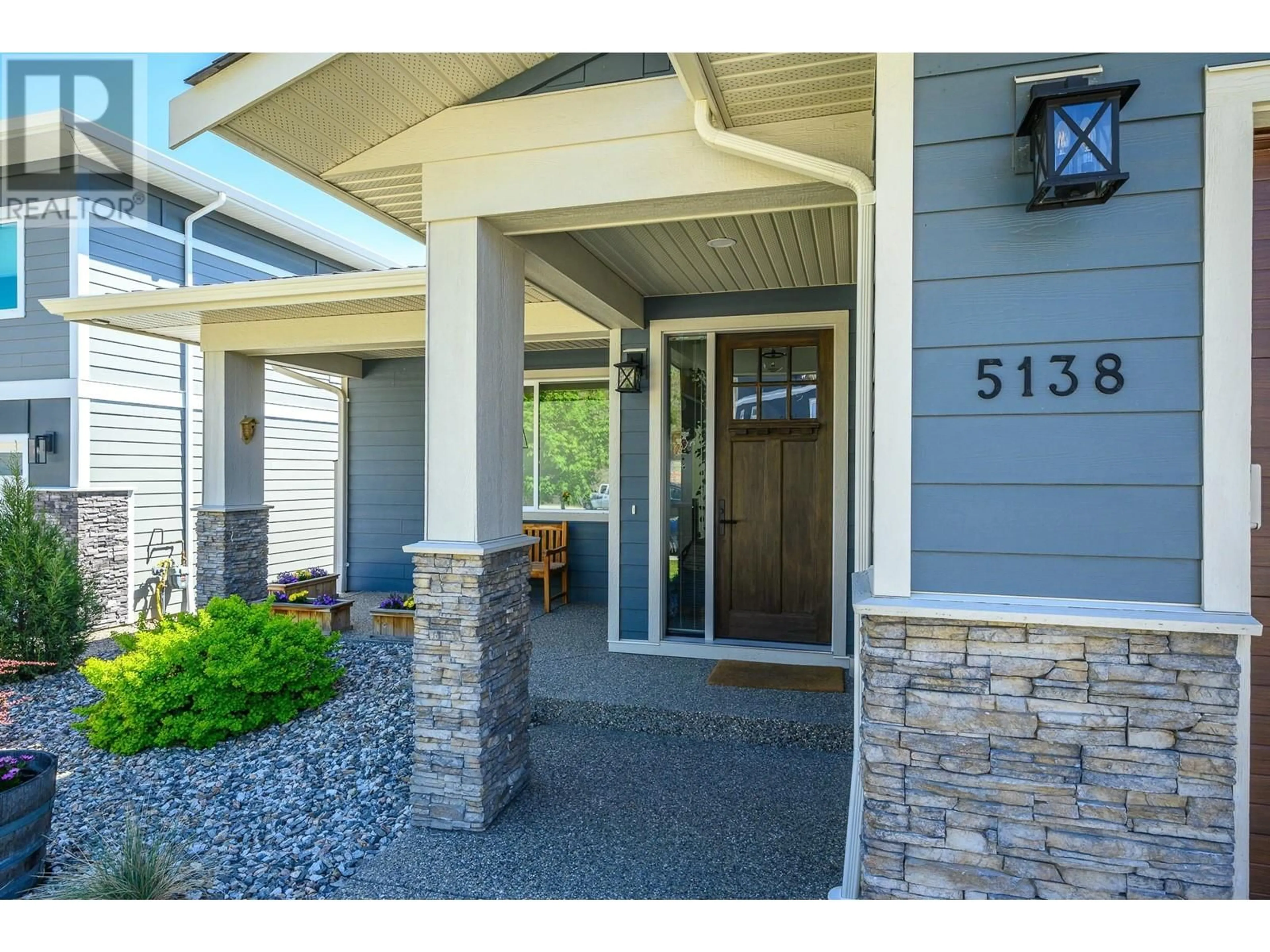 Indoor entryway for 5138 Turtle Pond Place Lot# 11, Vernon British Columbia V1T9Y2