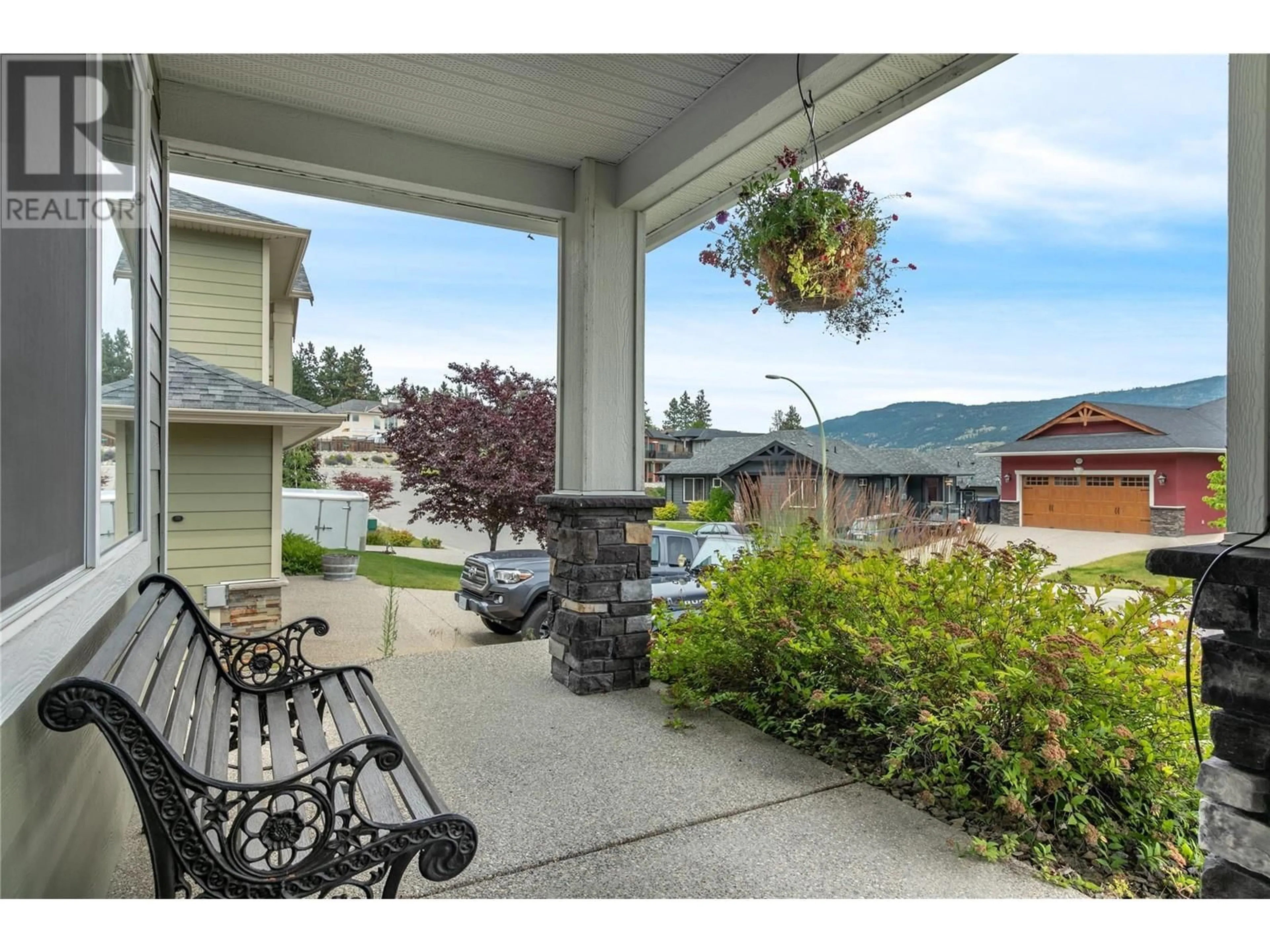 Patio, mountain view for 9768 Santina Road, Lake Country British Columbia V4V2R9