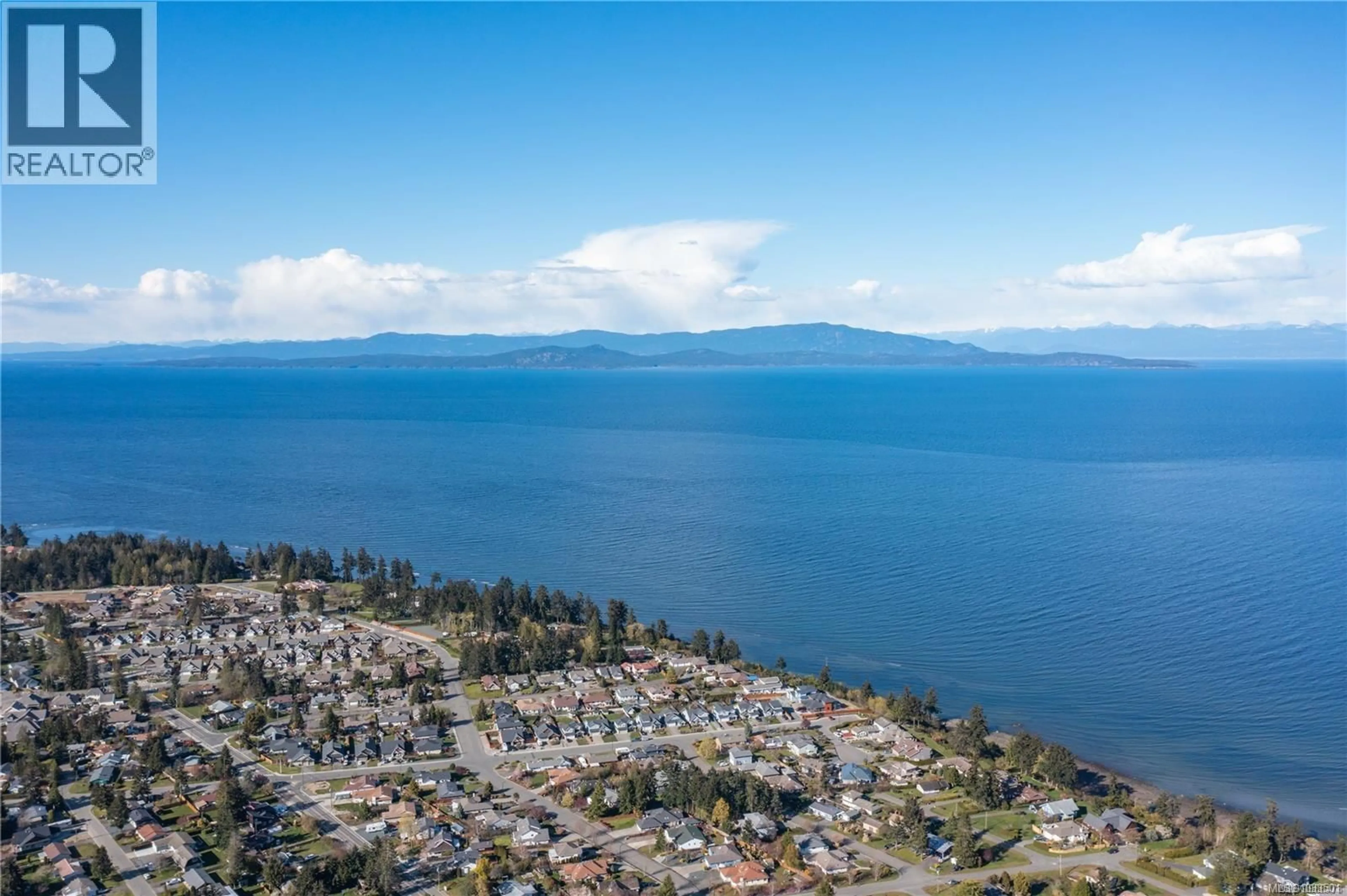 A pic from outside/outdoor area/front of a property/back of a property/a pic from drone, water/lake/river/ocean view for 409 HUMMINGBIRD PLACE, Parksville British Columbia V9P1K1