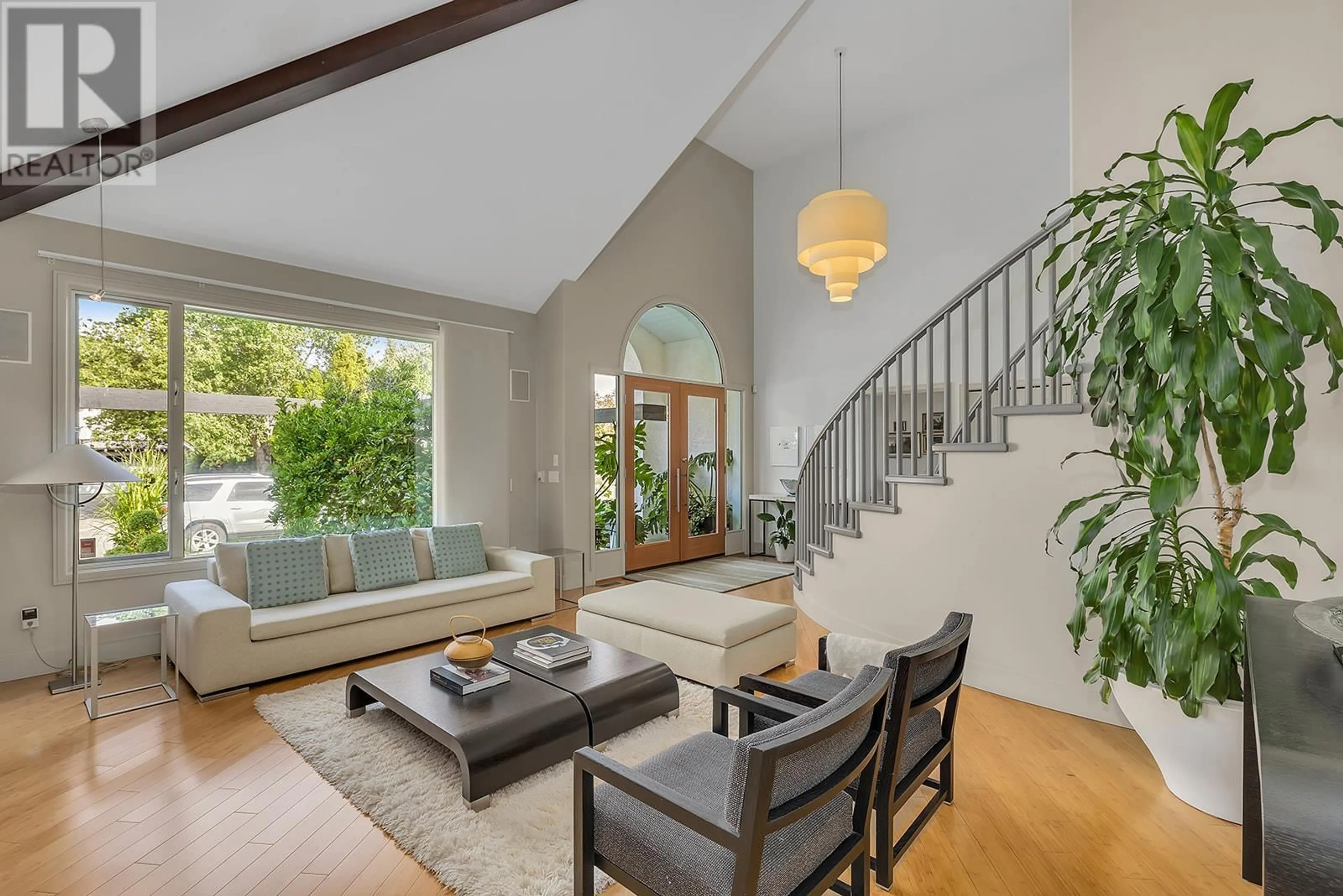 Living room with furniture, unknown for 469 CARONA CRESCENT, Kelowna British Columbia V1W3C6