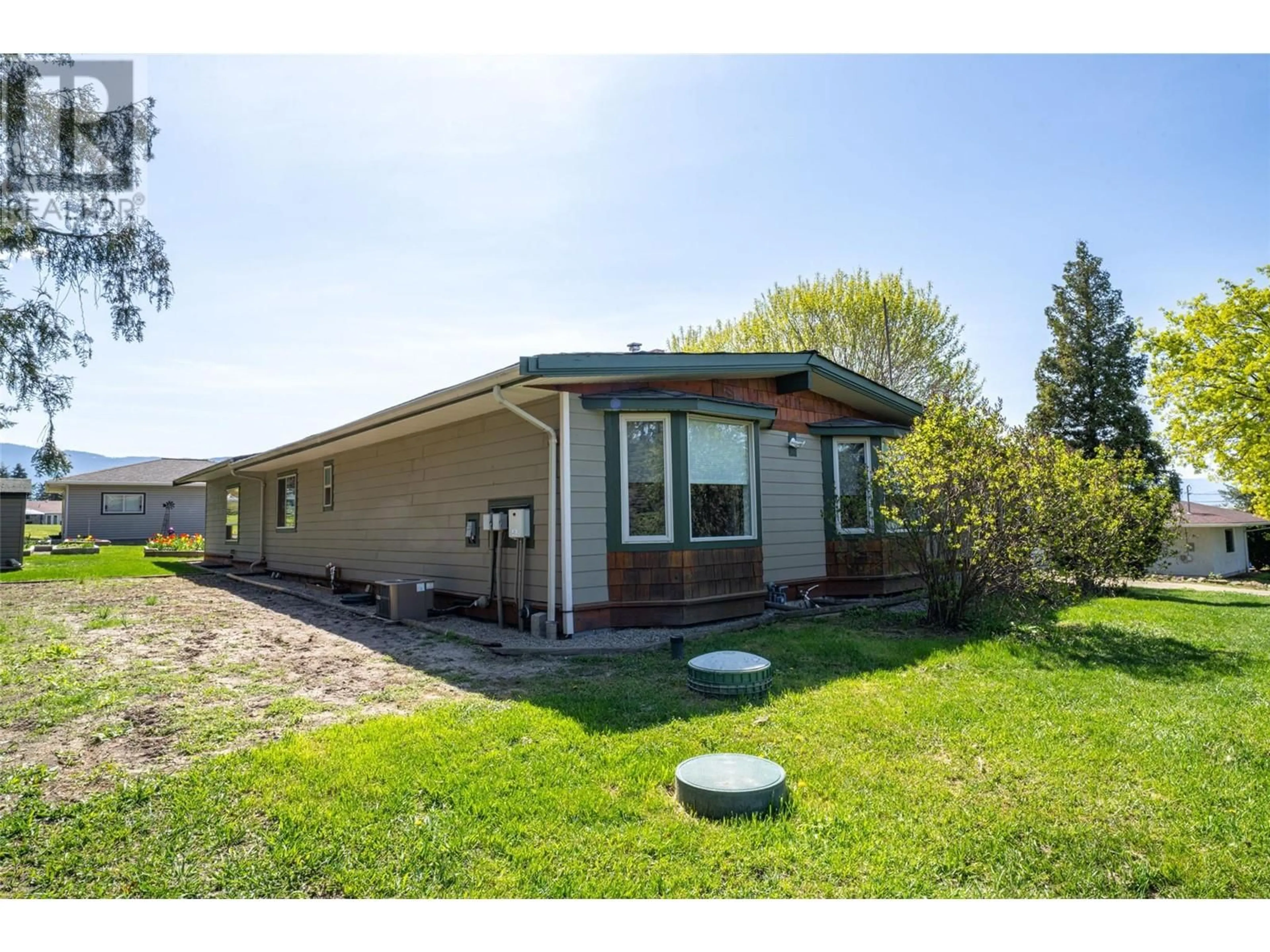 Unknown for 632 POTTERY ROAD, Vernon British Columbia V1B3A6