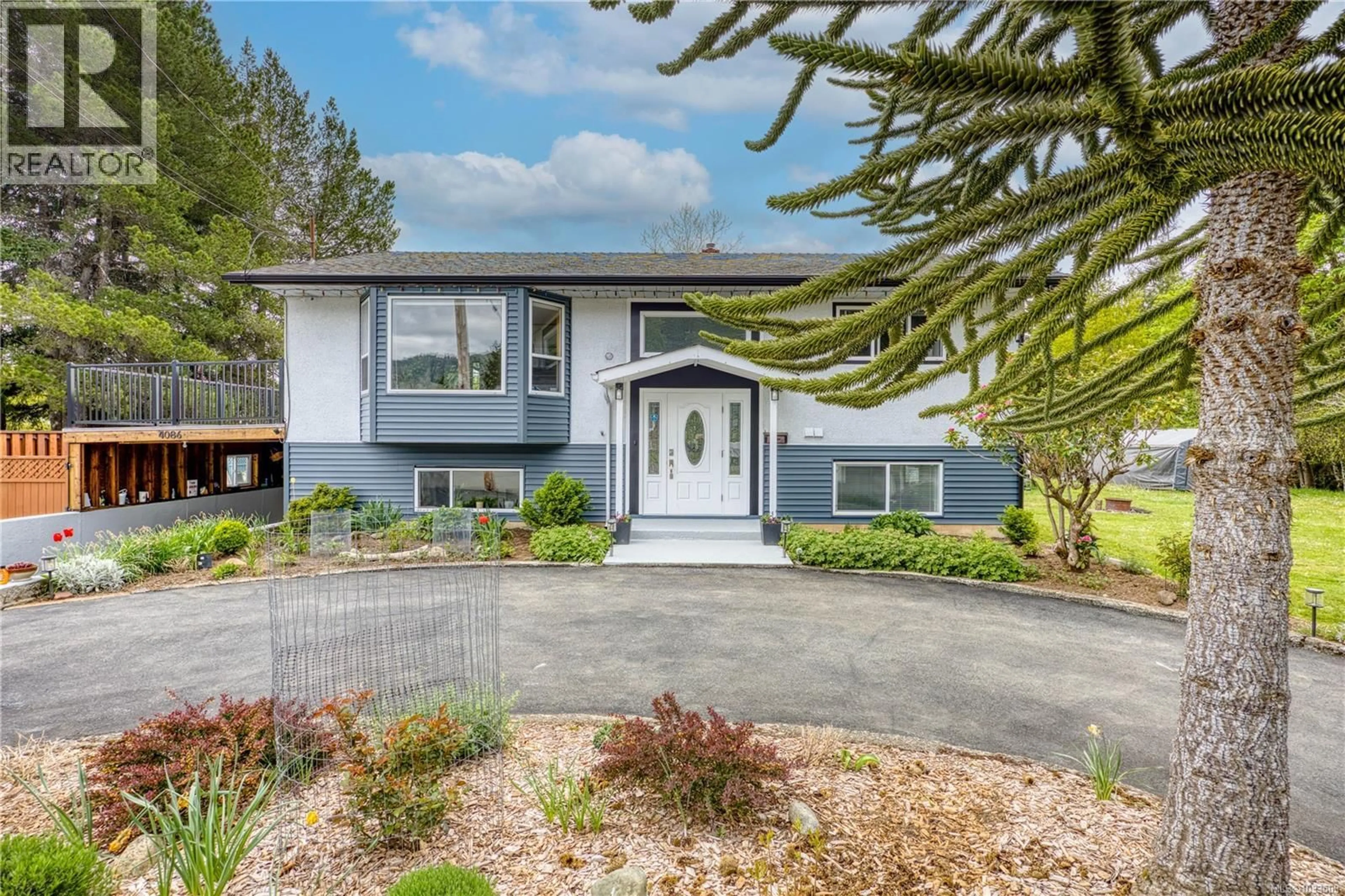 Home with vinyl exterior material, street for 4086 SHAUGHNESSY STREET, Port Alberni British Columbia V9Y6E5