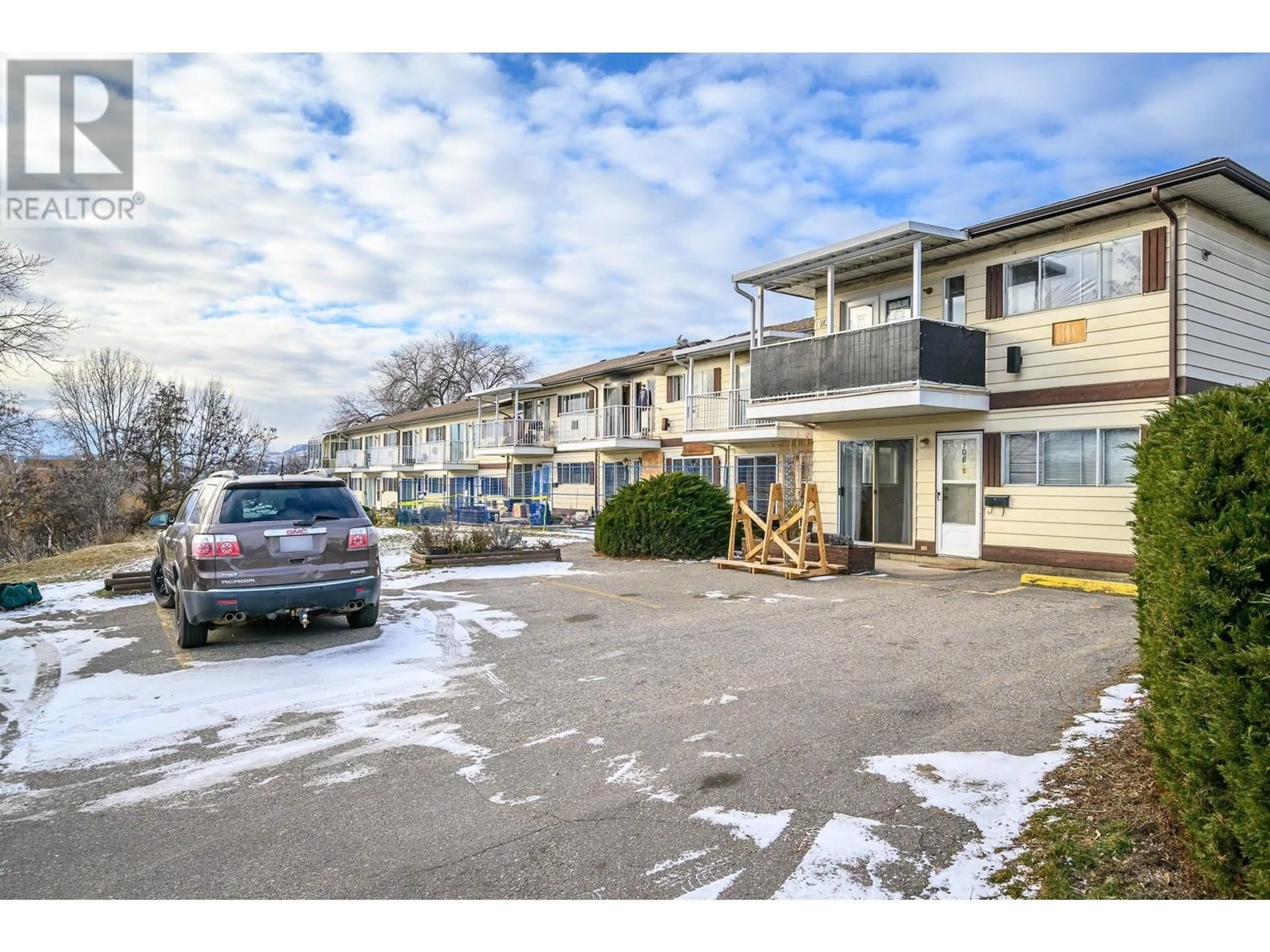 Unknown for 208 - 4004 34 STREET, Vernon British Columbia V1T5Y2