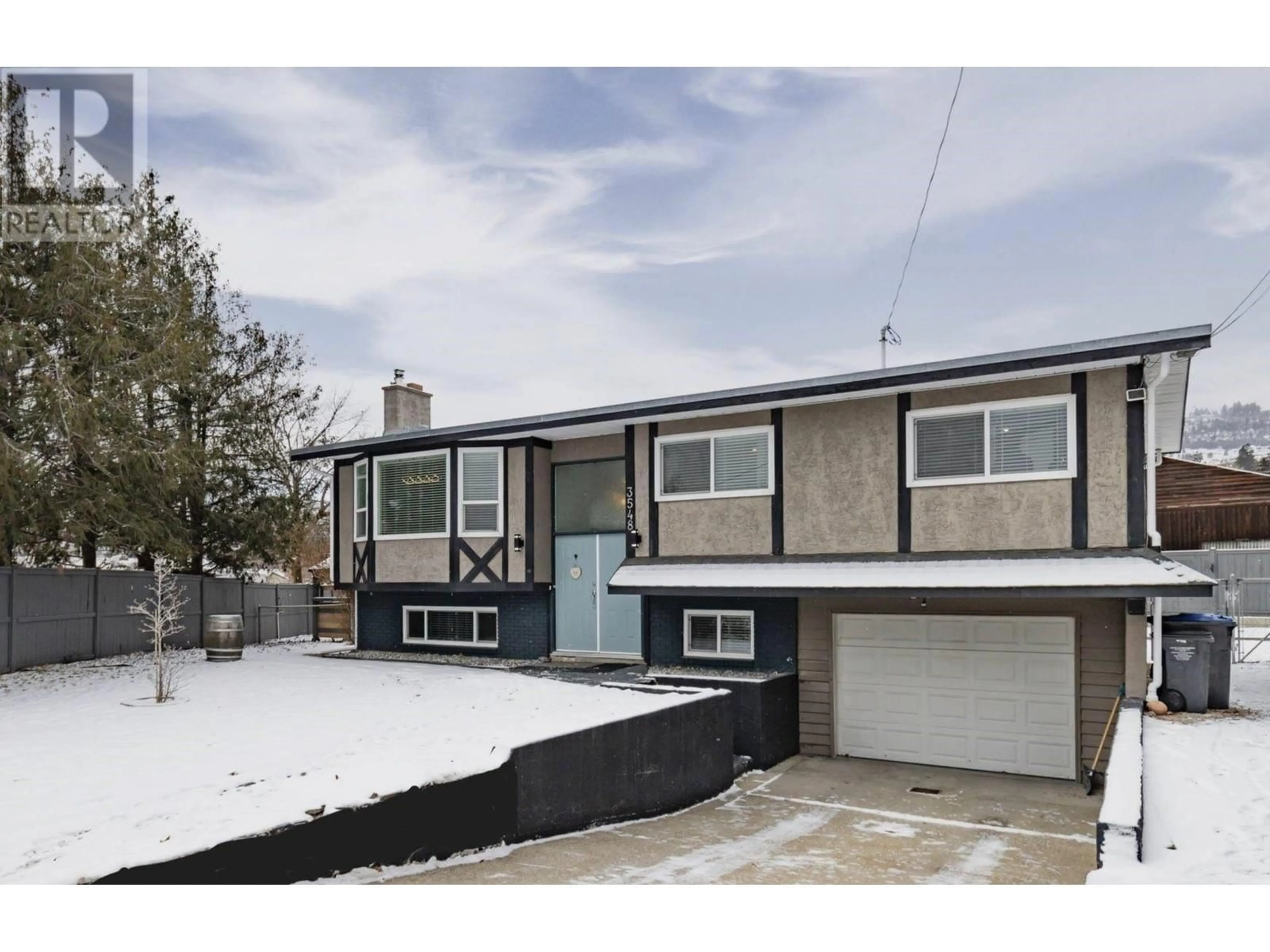 Floor plan for 3548 MACDONNEL ROAD, West Kelowna British Columbia V4T1J1