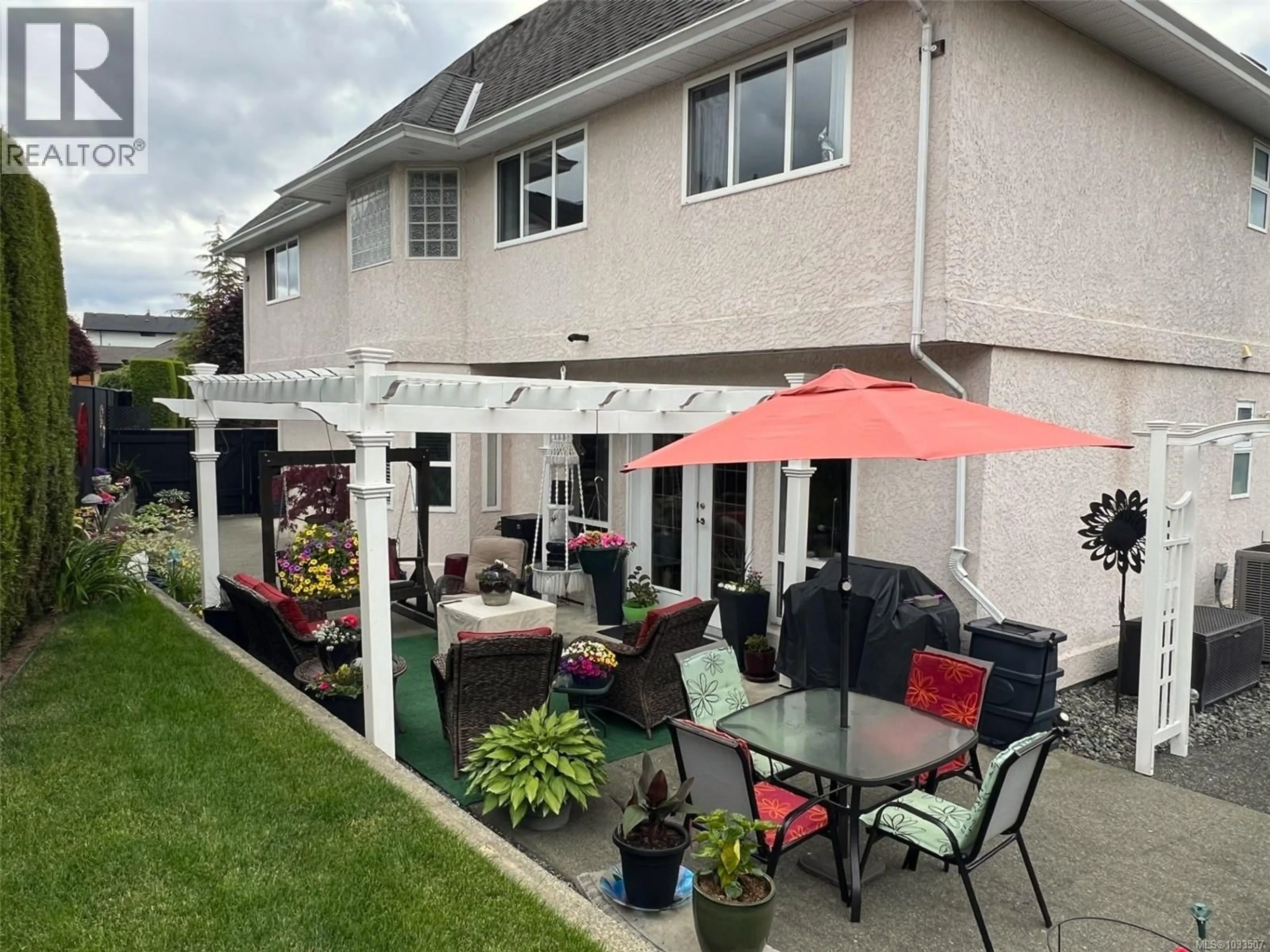 Patio, street for 2517 TRILLIUM TERRACE, Duncan British Columbia V9L5J7