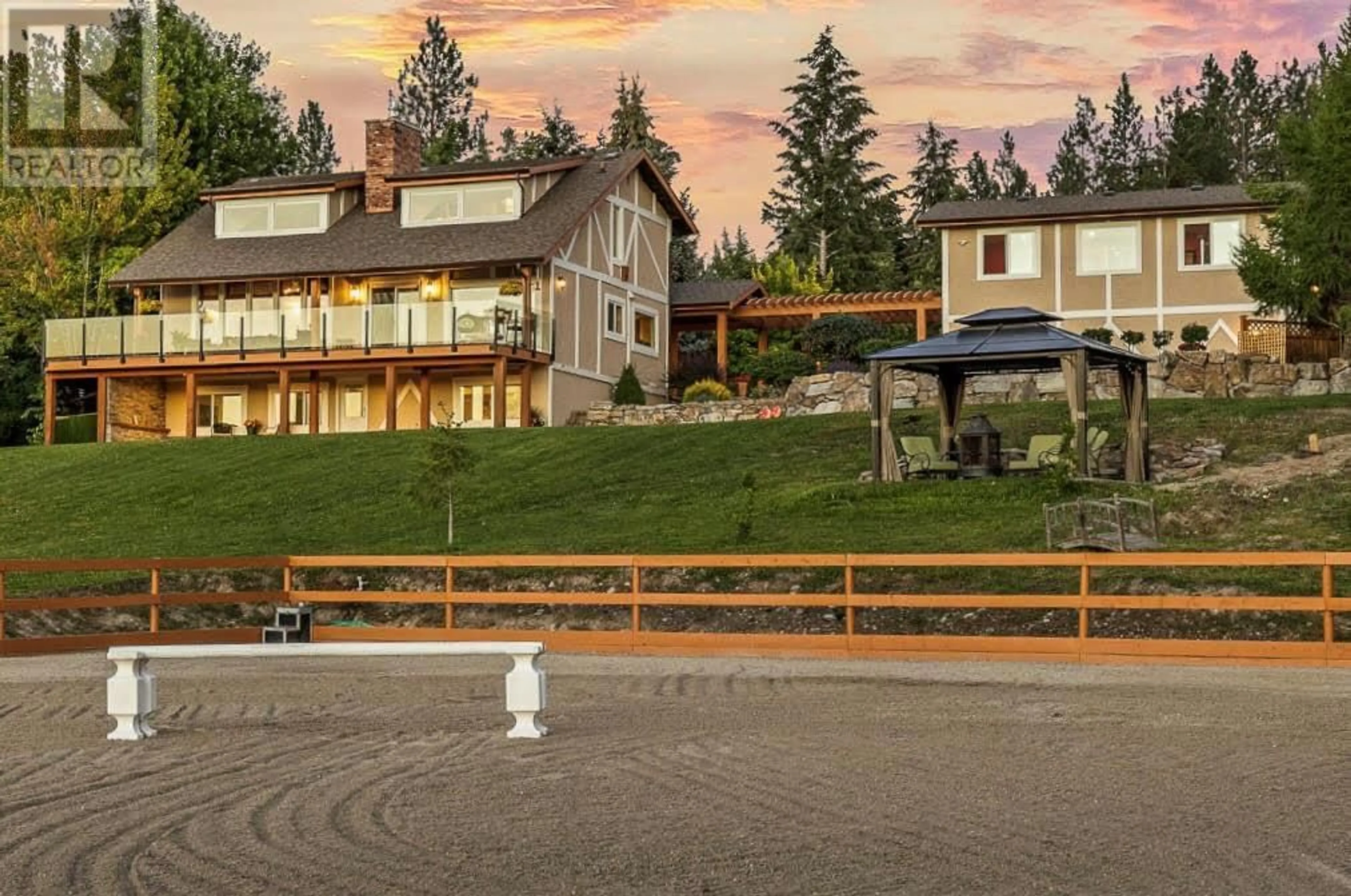Patio, mountain view for 3668 LUXMOORE ROAD, Kelowna British Columbia V1W4C7