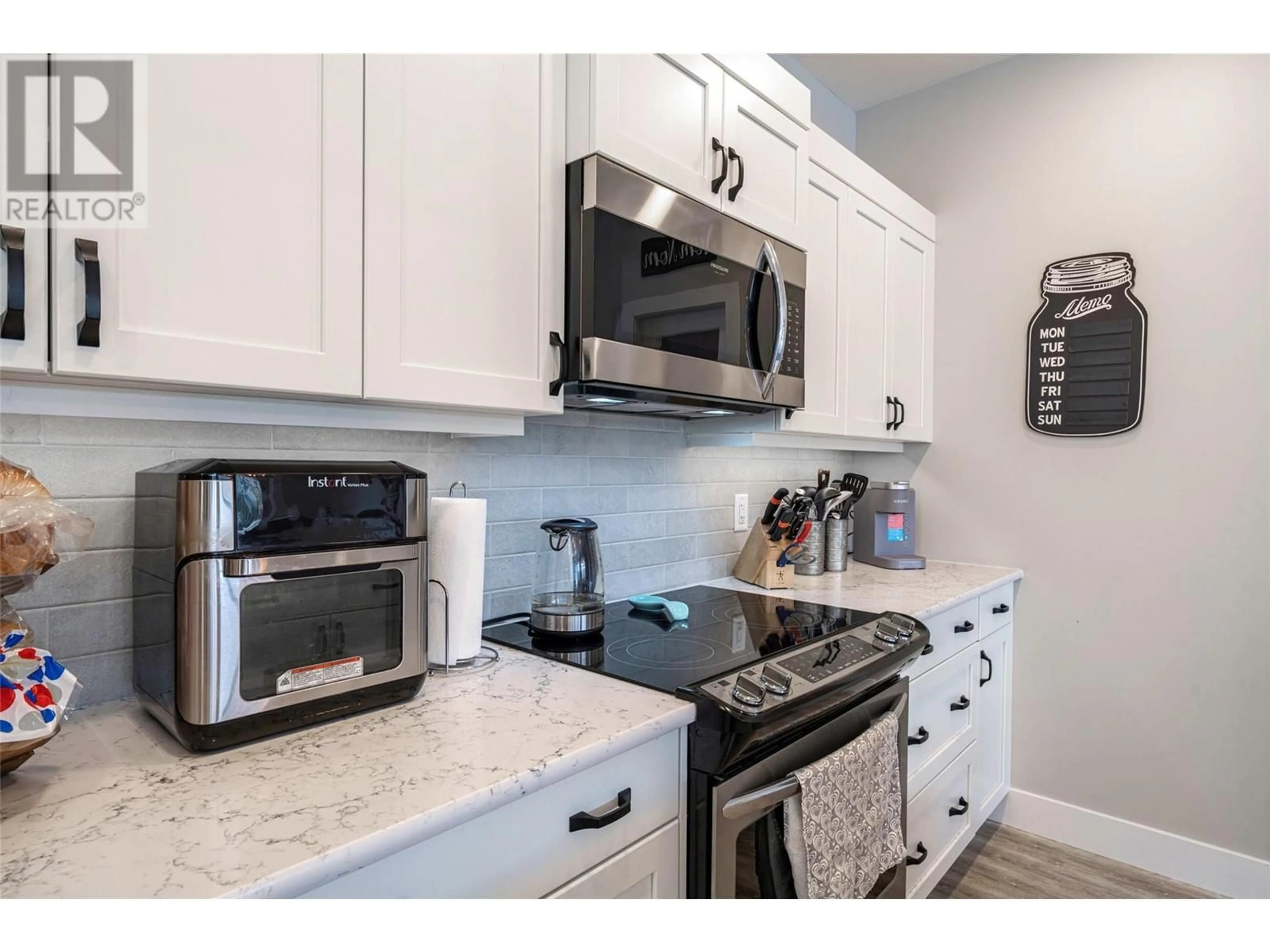 Standard kitchen, ceramic/tile floor for 2257 Rahn Street, Armstrong British Columbia V0E1B8