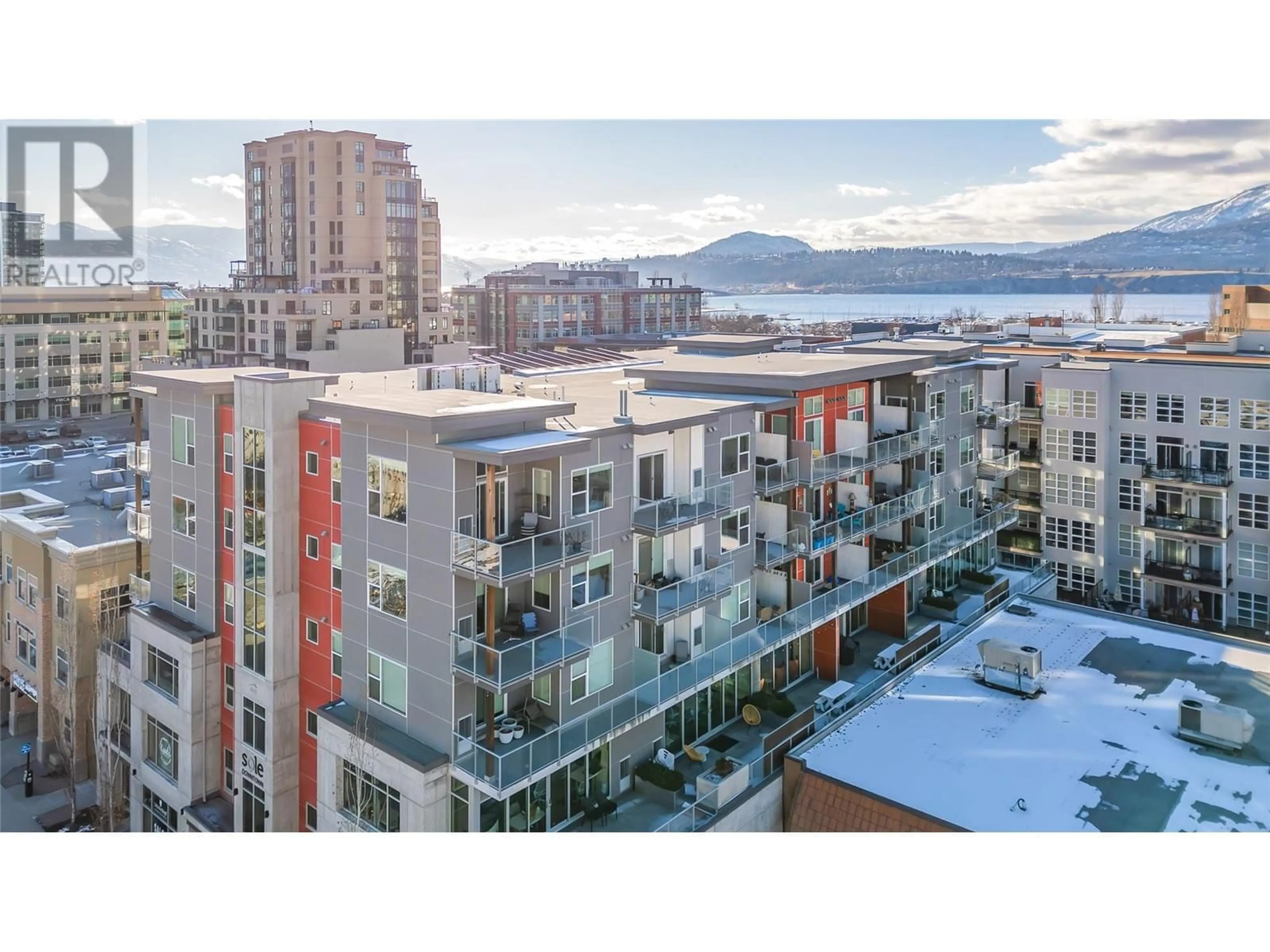 A pic from outside/outdoor area/front of a property/back of a property/a pic from drone, city buildings view from balcony for 606 - 1350 ST. PAUL STREET, Kelowna British Columbia V1Y2E1