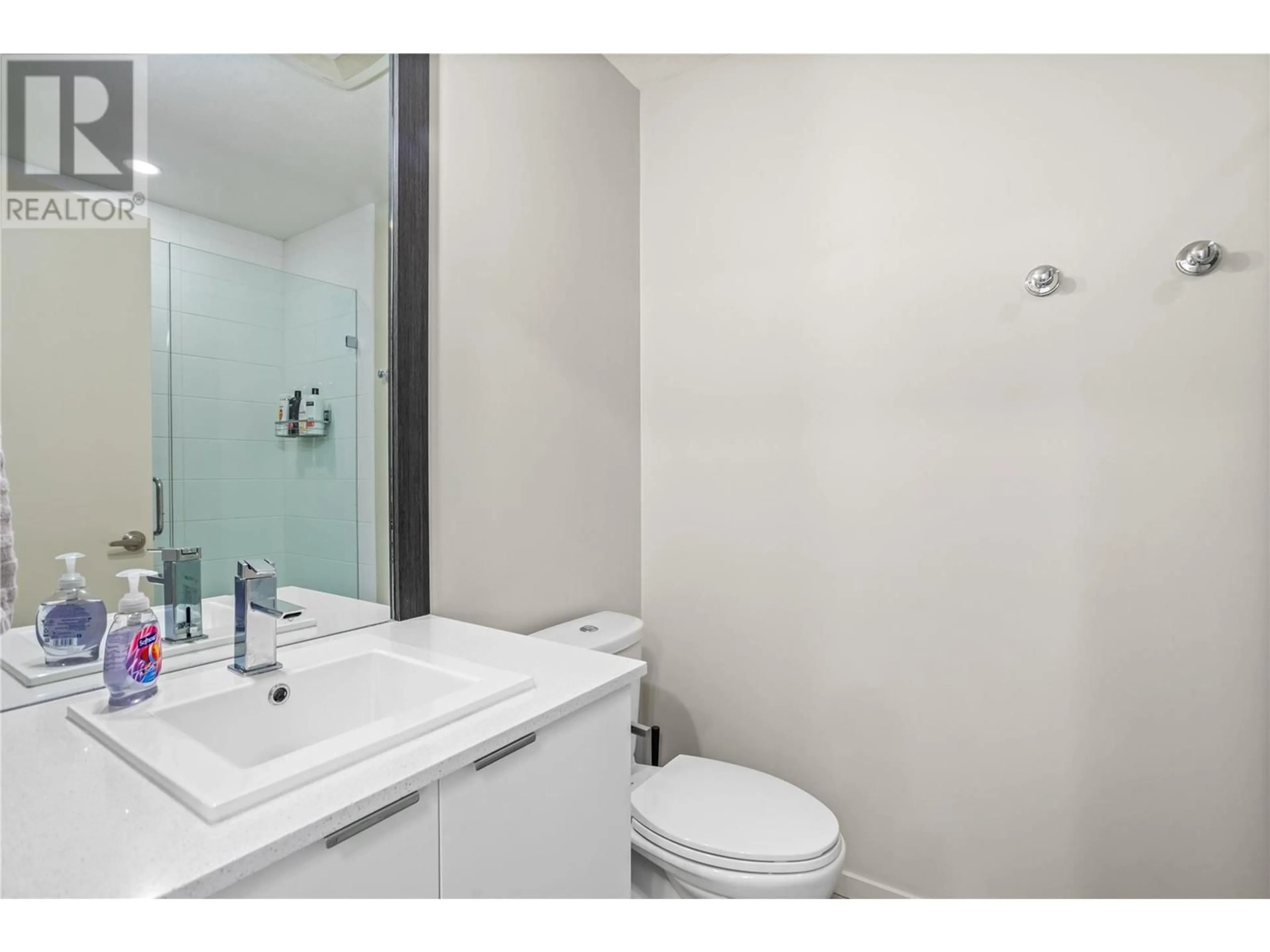 Standard bathroom, unknown for 606 - 1350 ST. PAUL STREET, Kelowna British Columbia V1Y2E1