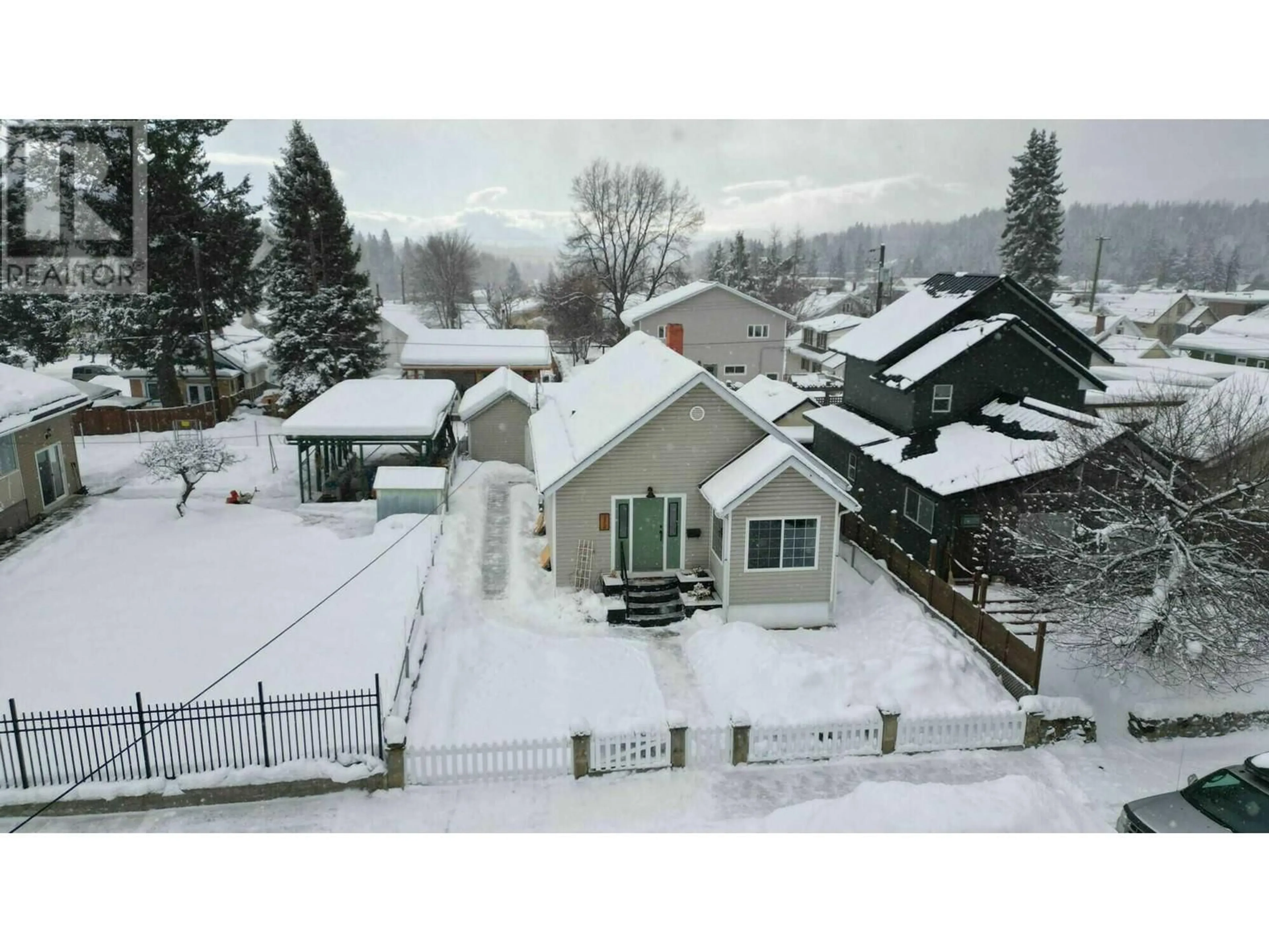 A pic from outside/outdoor area/front of a property/back of a property/a pic from drone, mountain view for 372 Fortier Street, Kimberley British Columbia V1A1N5