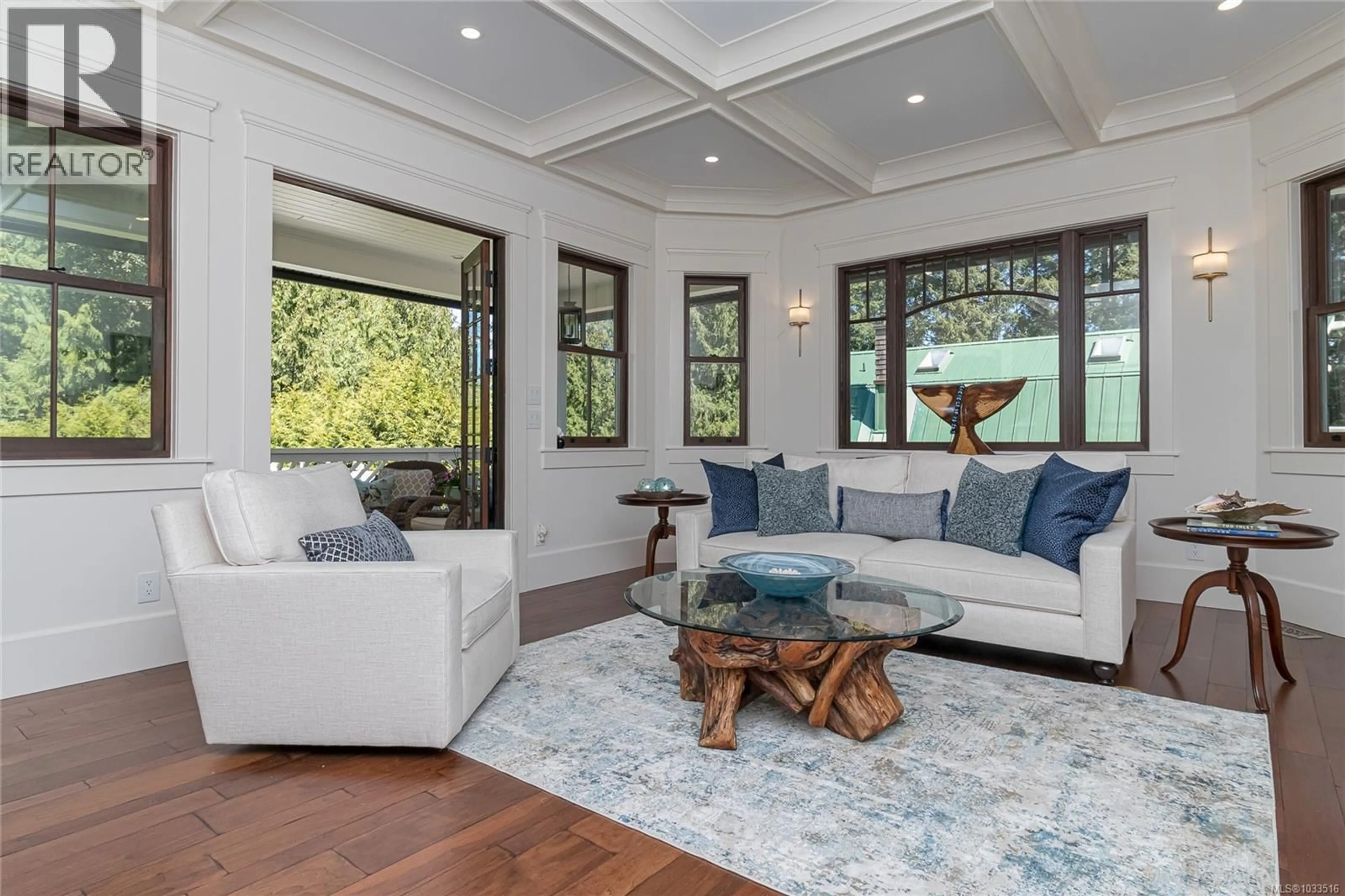 Living room with furniture, unknown for 643 SOUTHWOOD DRIVE, Highlands British Columbia V9B6R9