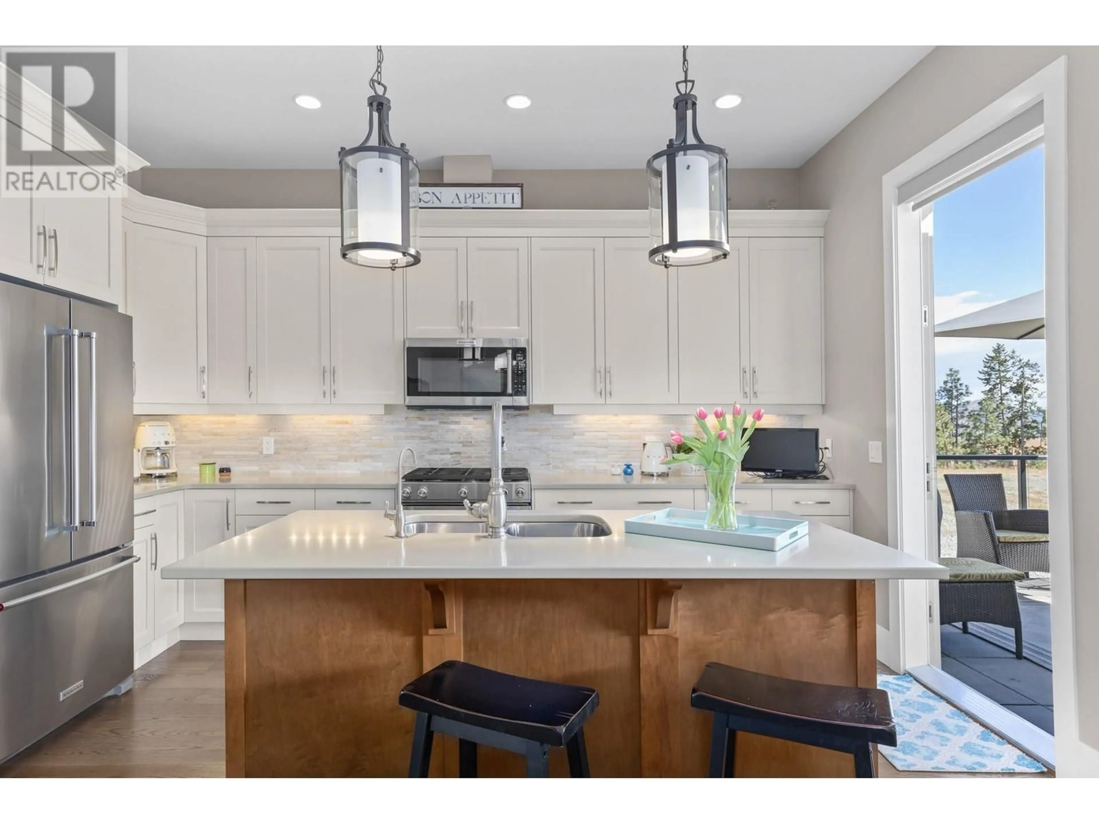 Open concept kitchen, ceramic/tile floor for 141 - 4000 TRAILS PLACE, Peachland British Columbia V0H1X5