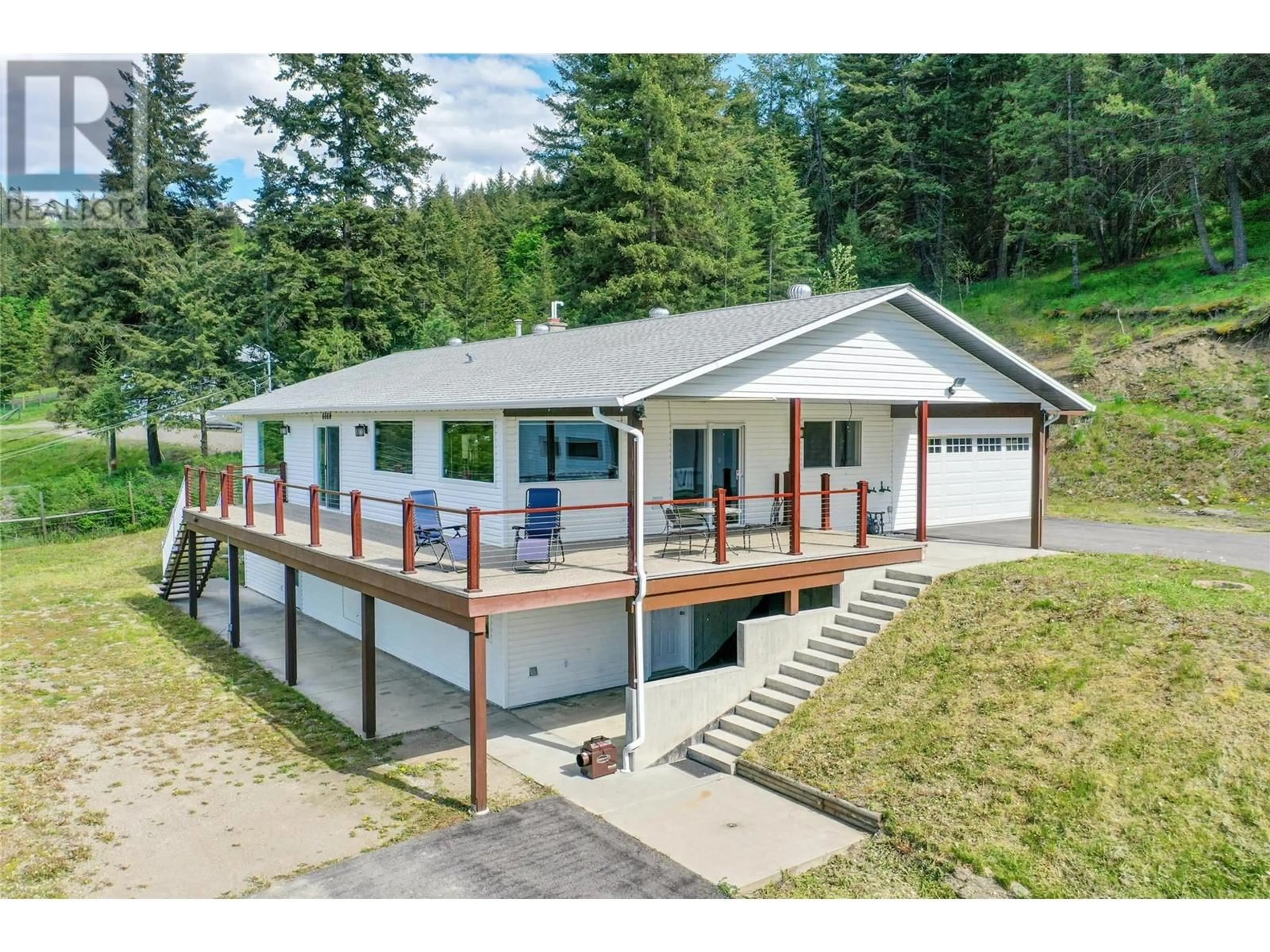 Home with vinyl exterior material, unknown for 6660 BREWER ROAD, Coldstream British Columbia V1B3H2