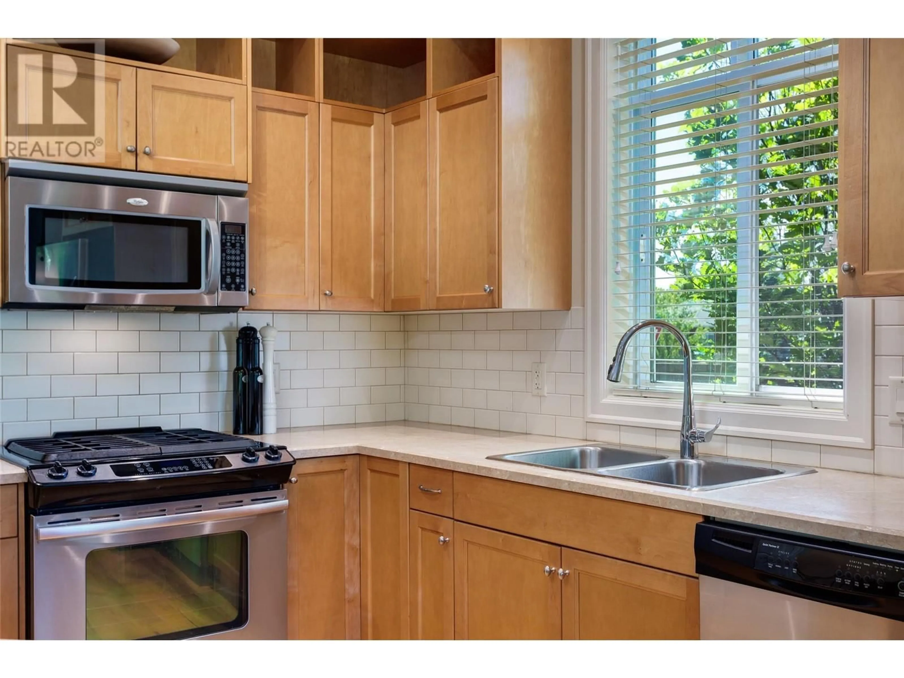 Standard kitchen, ceramic/tile floor for 13079 Staccato Drive, Lake Country British Columbia V4V2S4