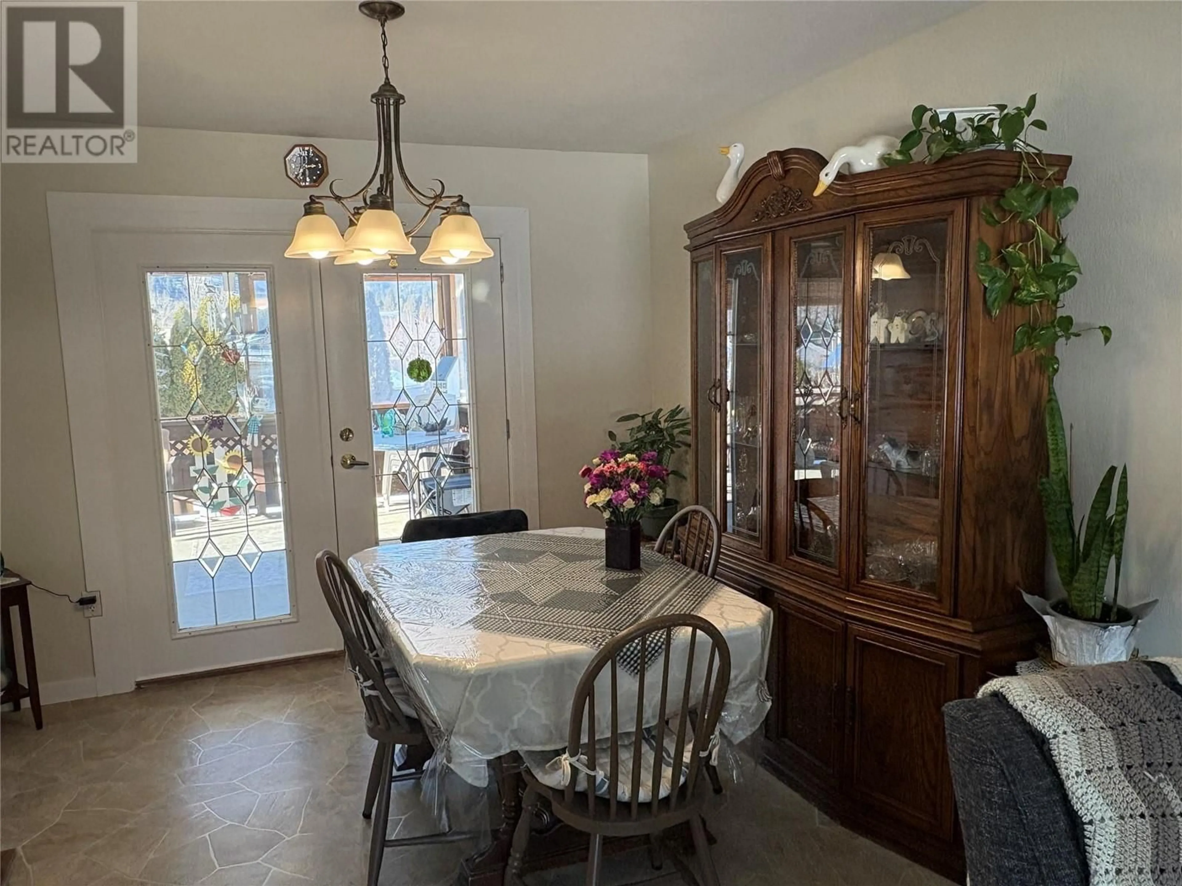 Dining room, ceramic/tile floor for 616 Third Avenue, Chase British Columbia V0E1M0