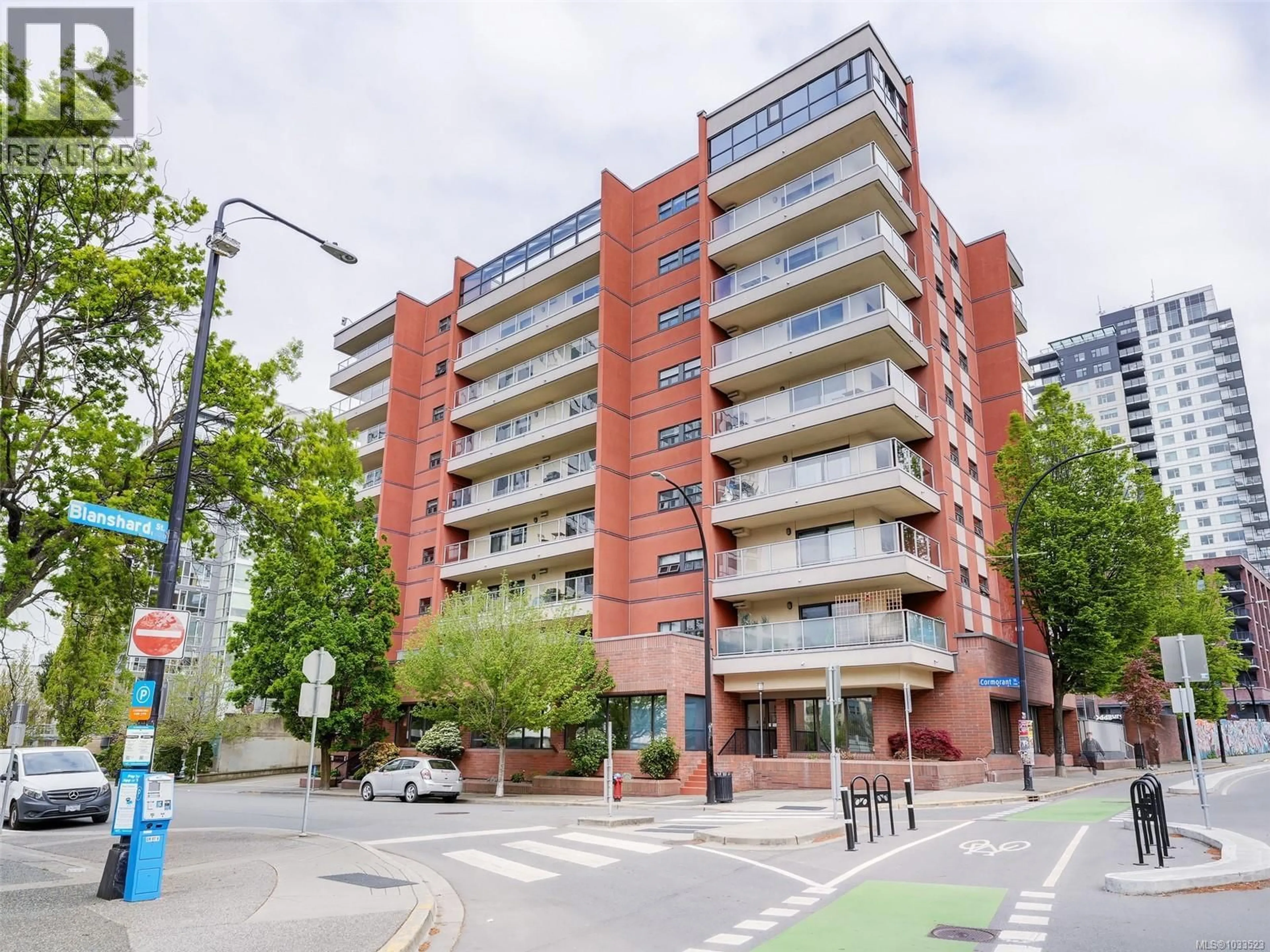 Unknown for 803 - 770 CORMORANT STREET, Victoria British Columbia V8W3J3