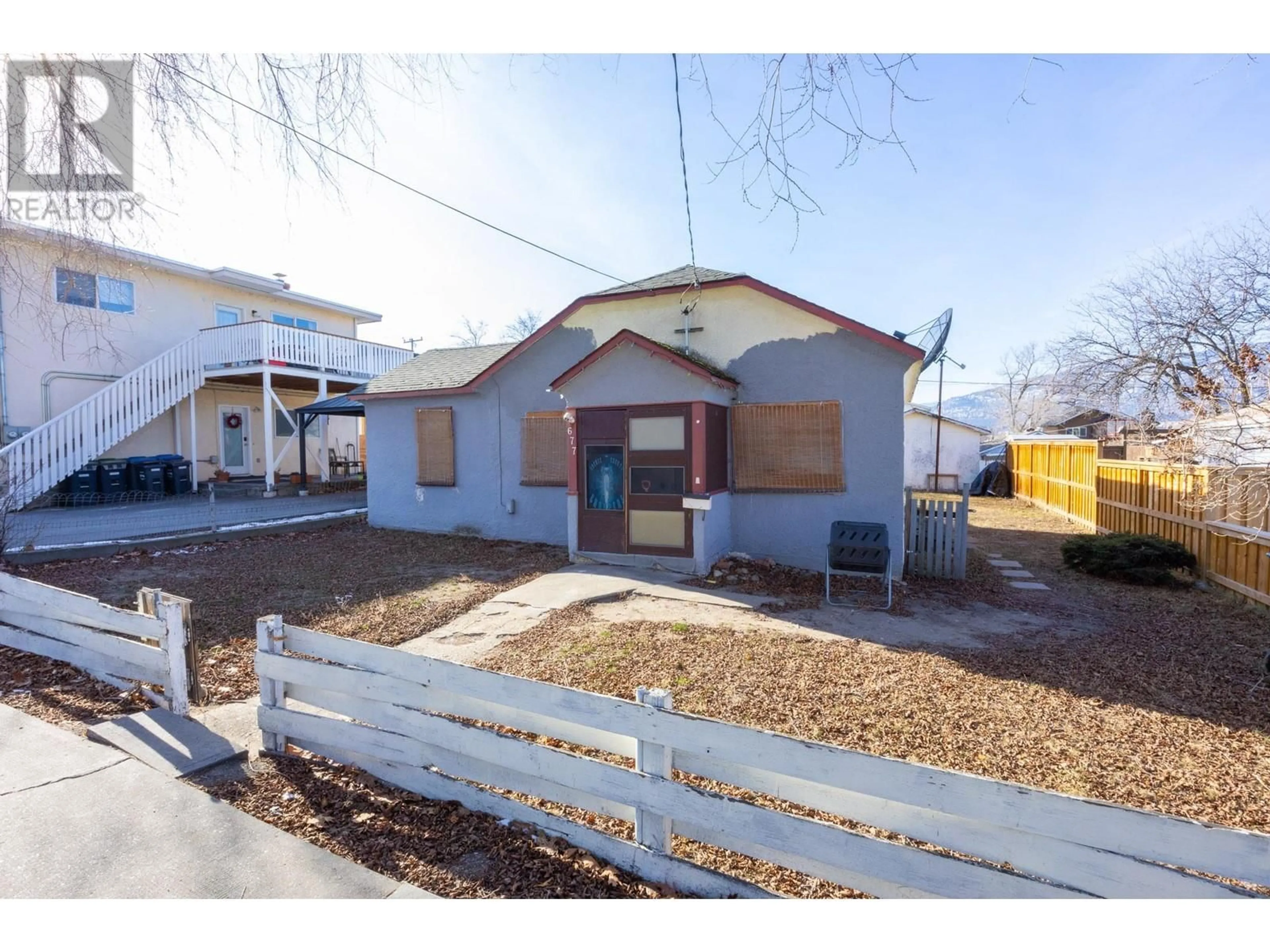 Unknown for 677 PAPINEAU STREET, Penticton British Columbia V2A4X8