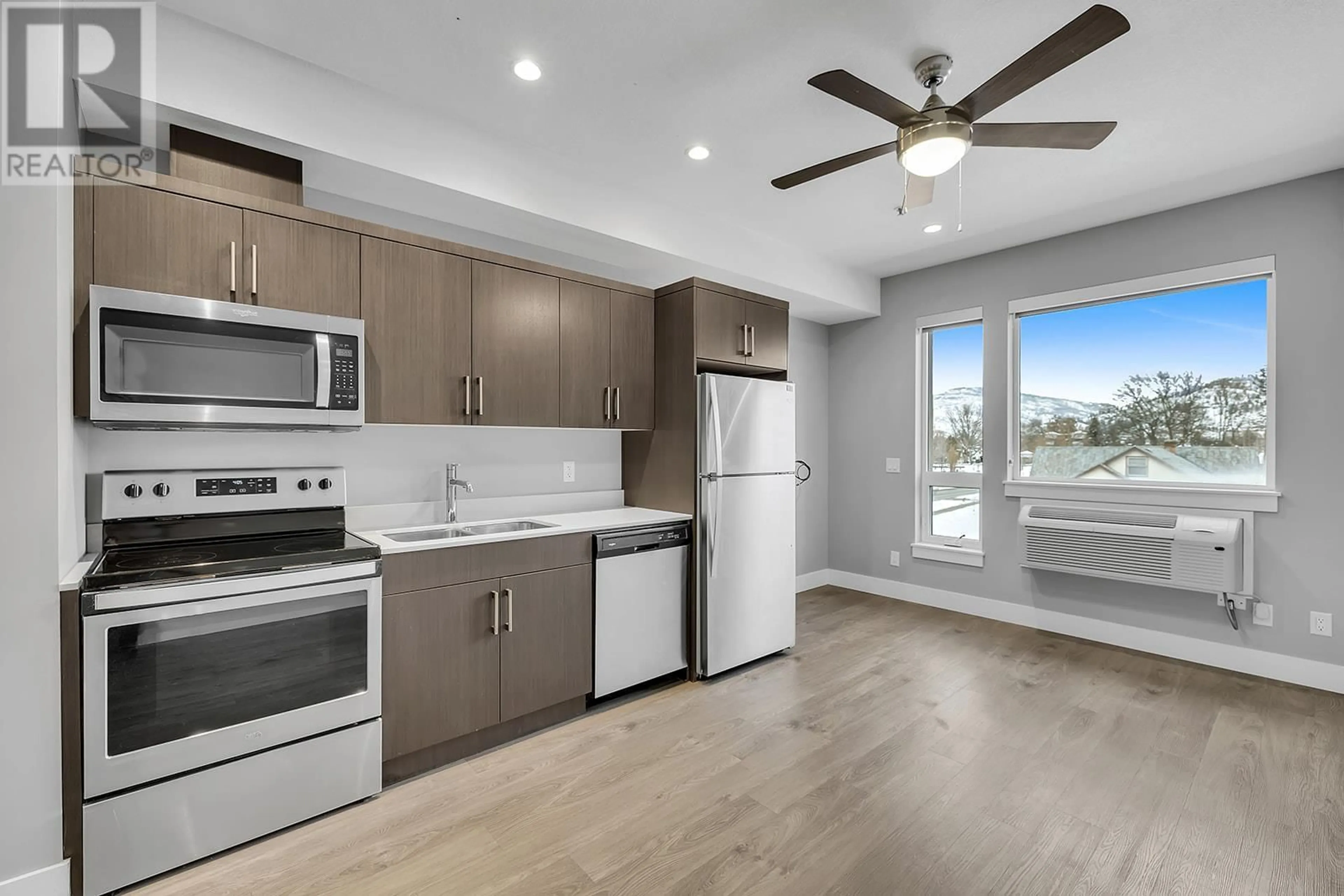 Open concept kitchen, unknown for 302 - 925 LEON AVENUE, Kelowna British Columbia V1Y0E5
